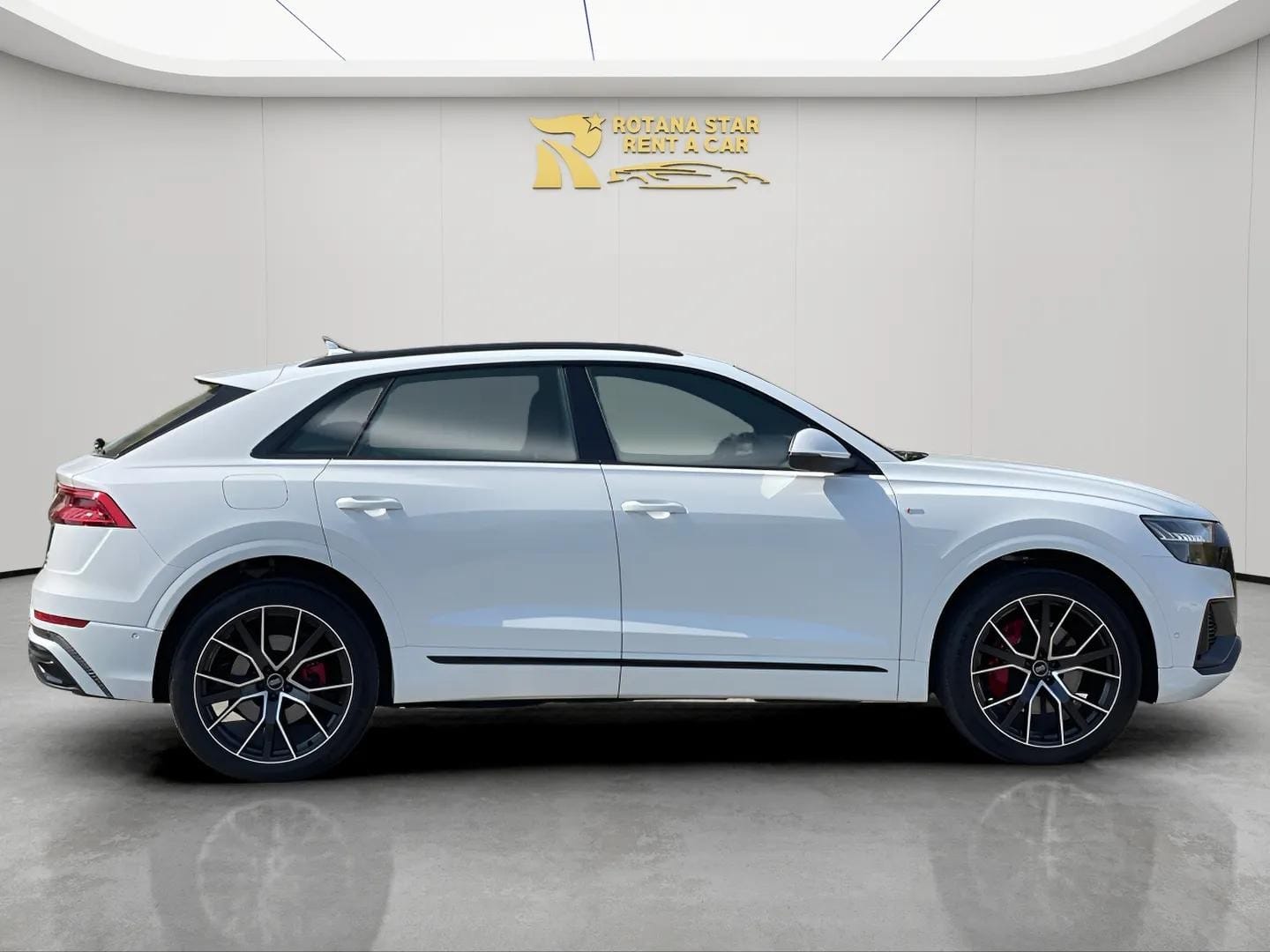 AUDI Q8 - Image 3
