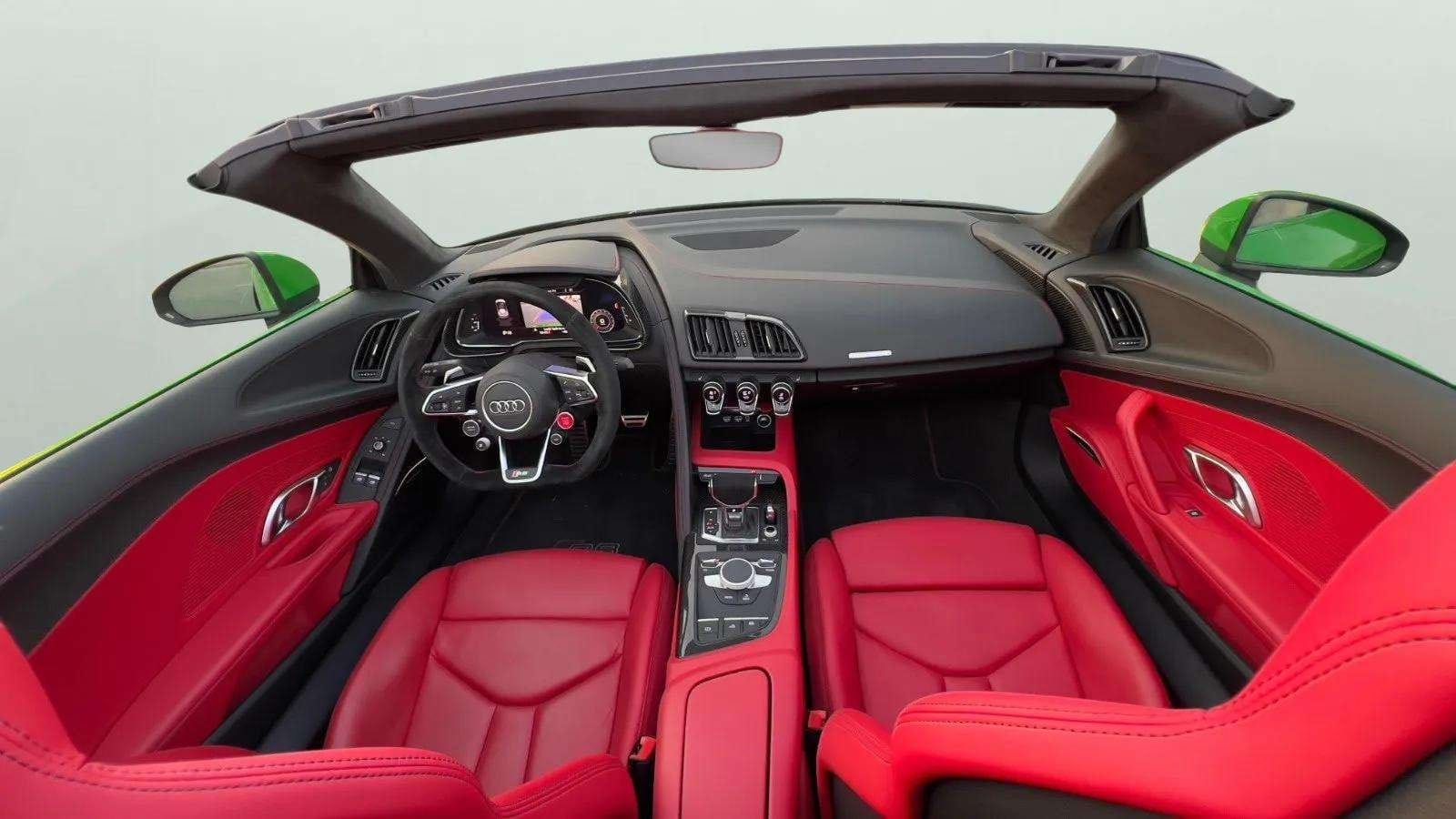 AUDI R8 V10 Coupe - Image 3