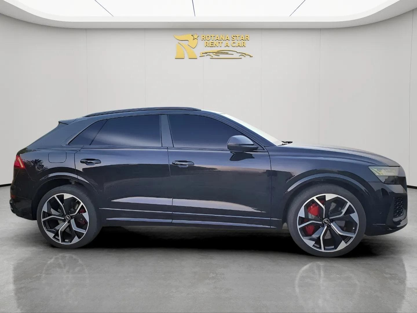 AUDI RSQ8 - Image 2