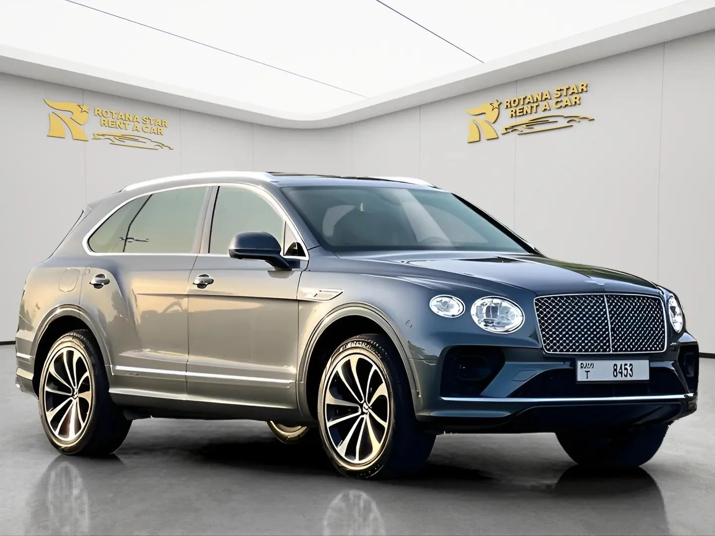 BENTLEY Bentayga - Image 2