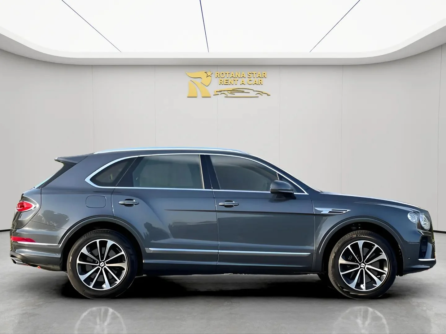 BENTLEY Bentayga - Image 3
