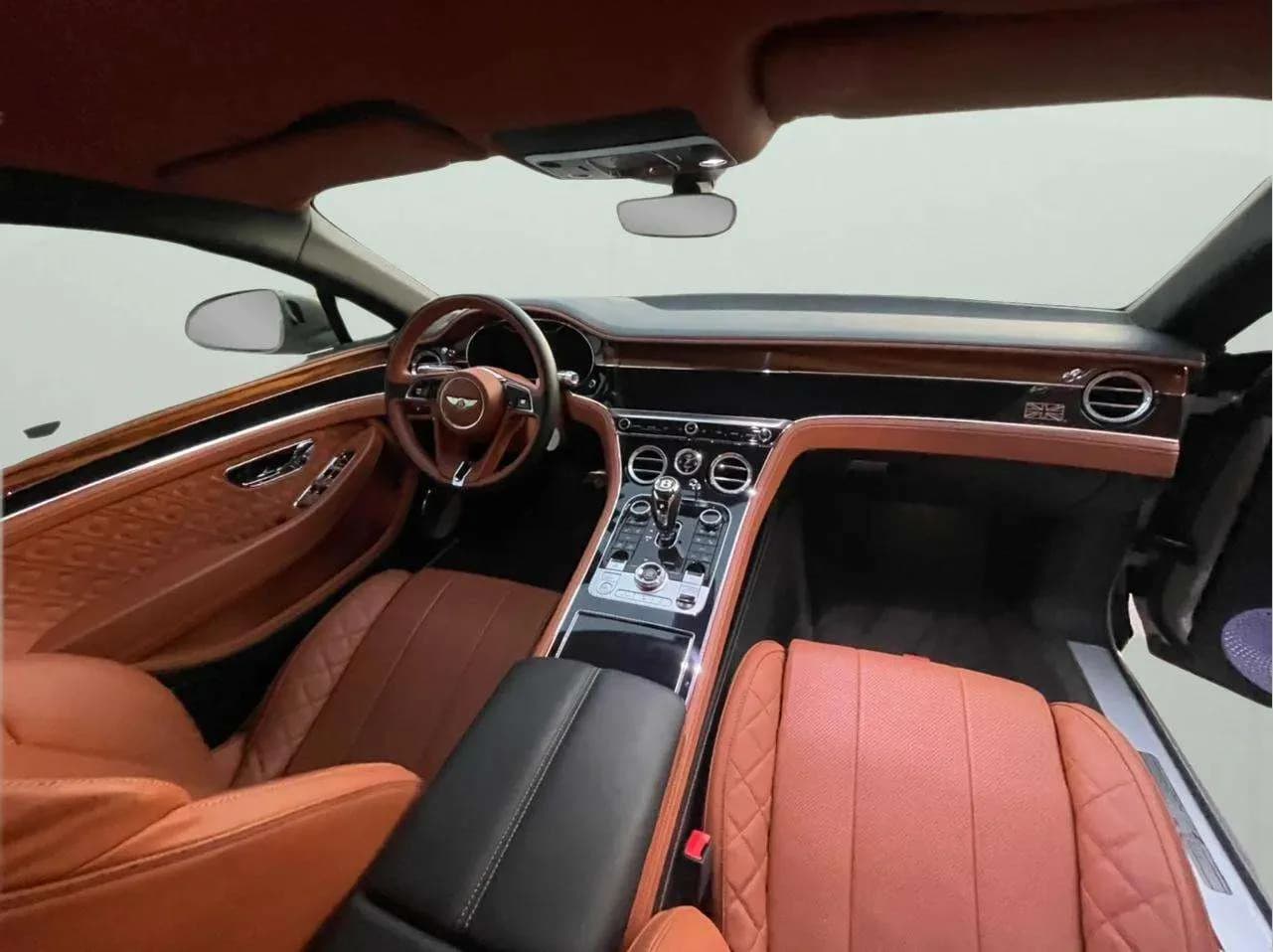 BENTLEY Continental GT - Image 5