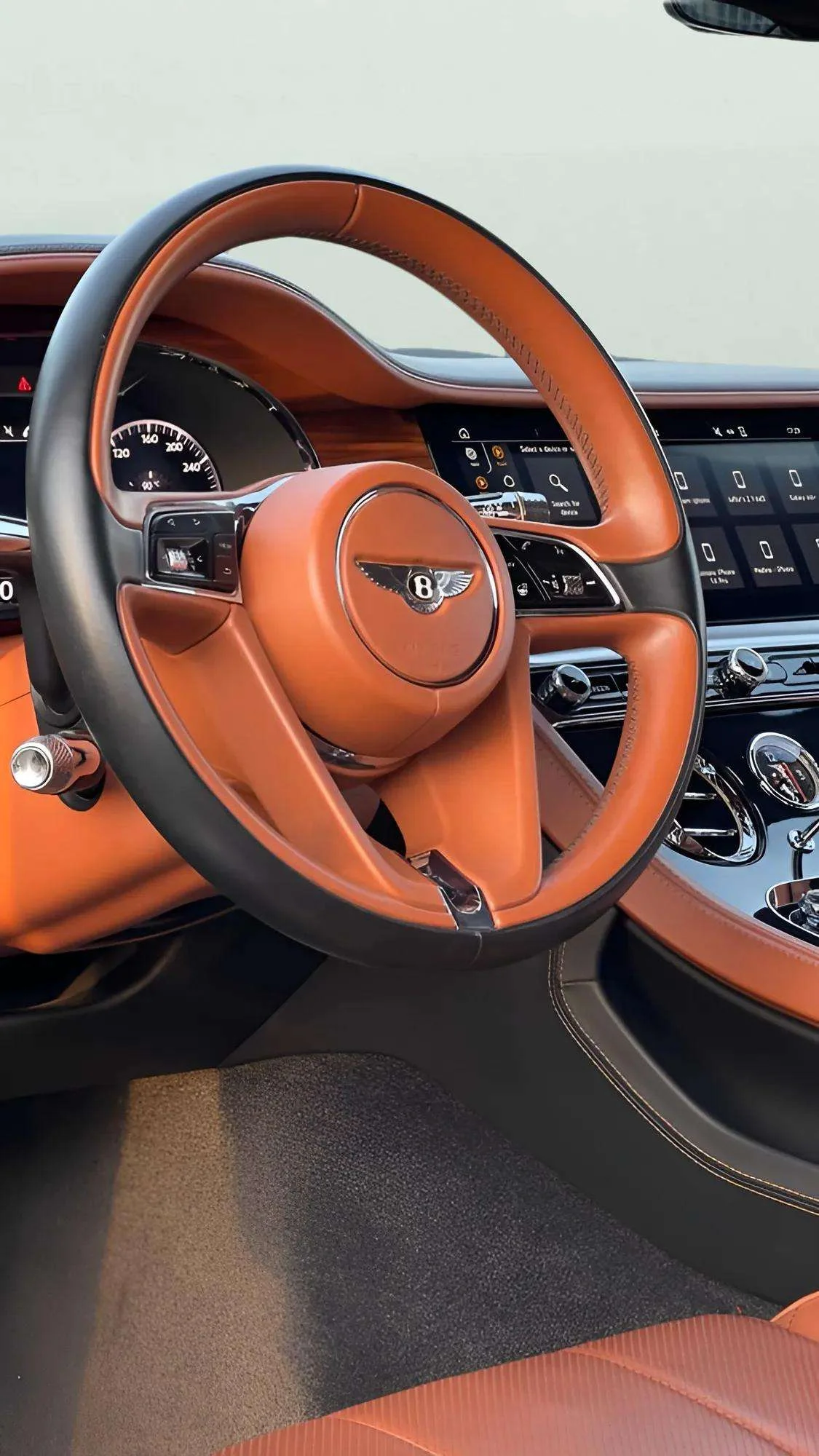 BENTLEY Continental GT - Image 8