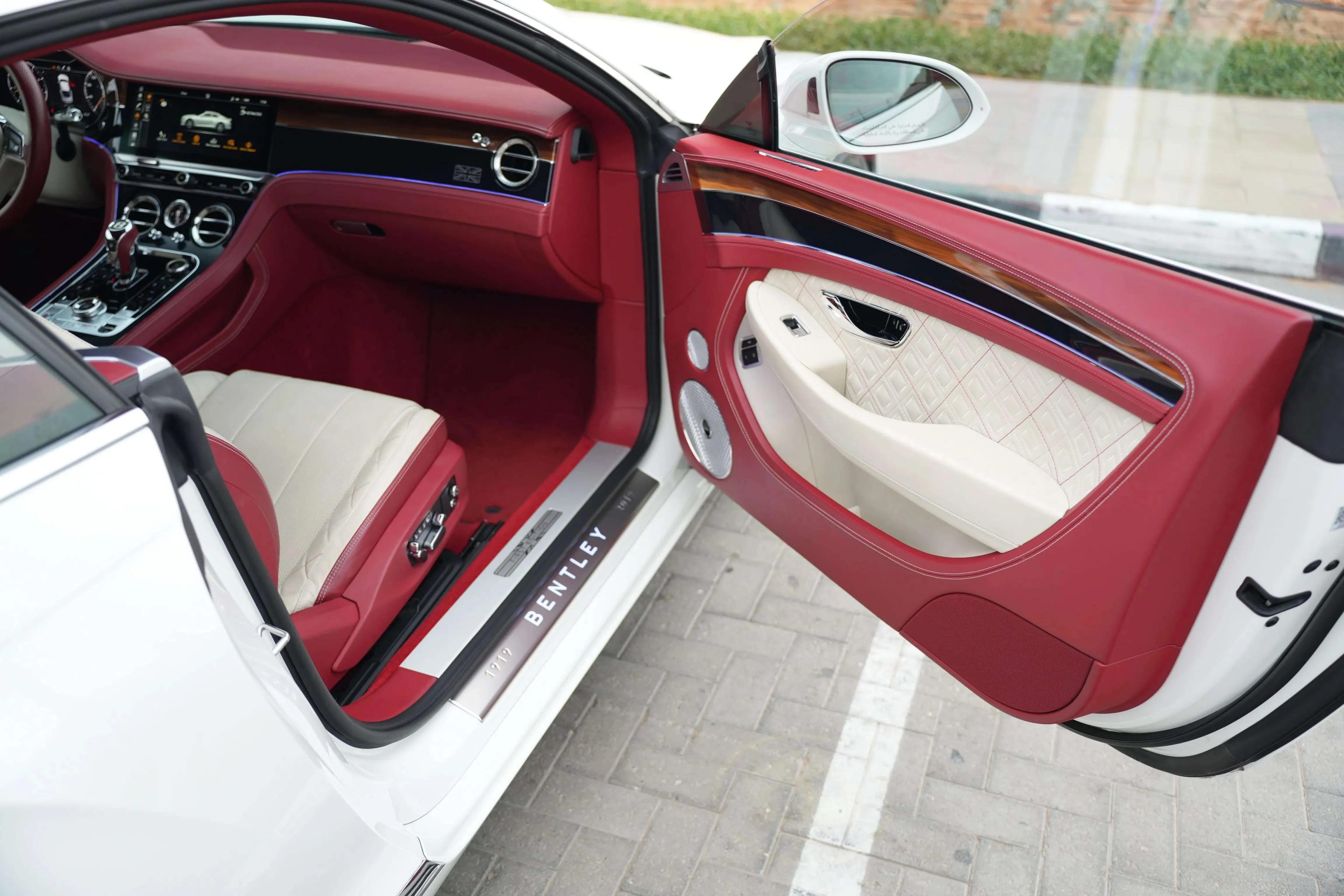 BENTLEY Continental GT - Image 7