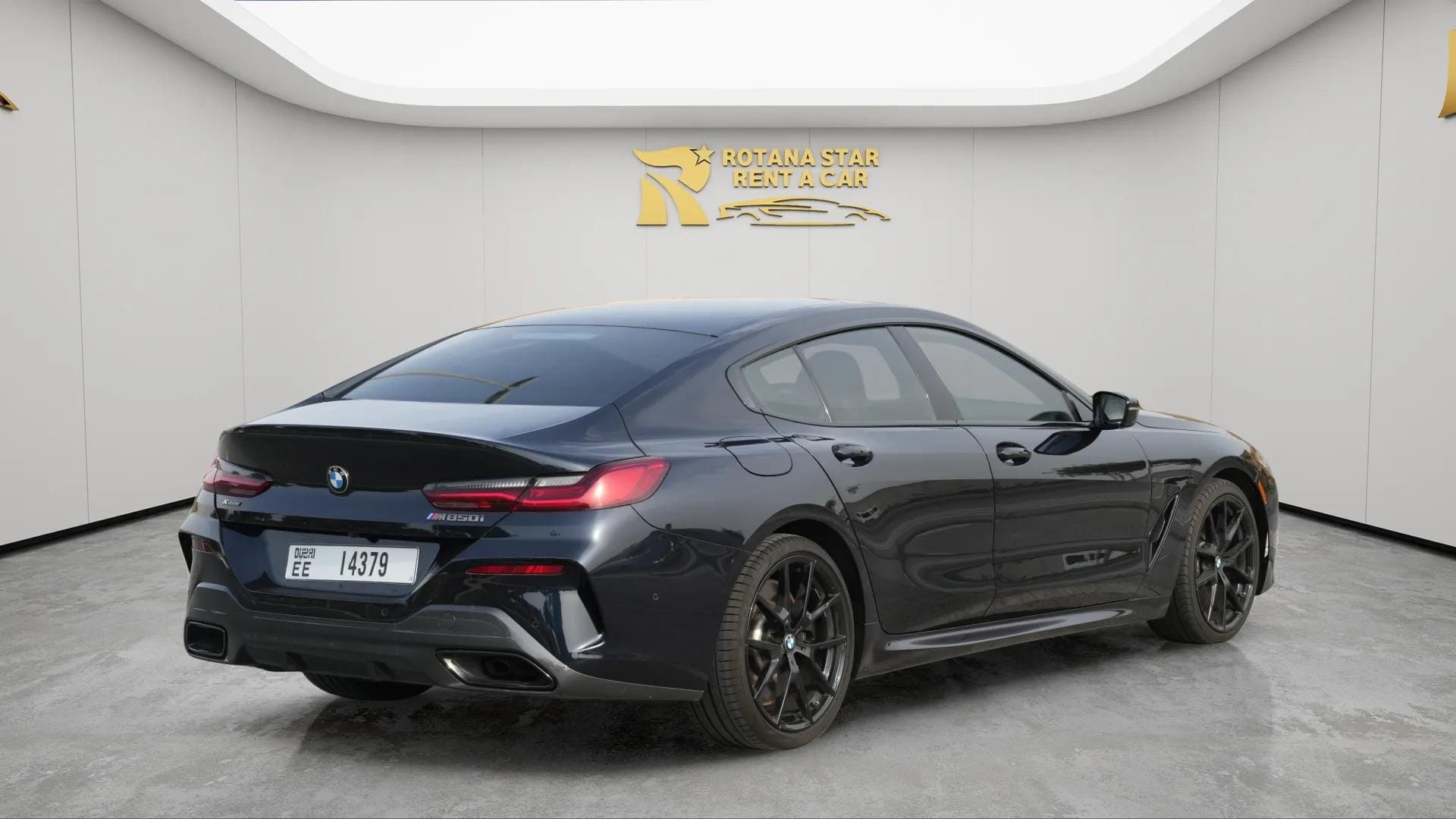 BMW 850i - Image 5