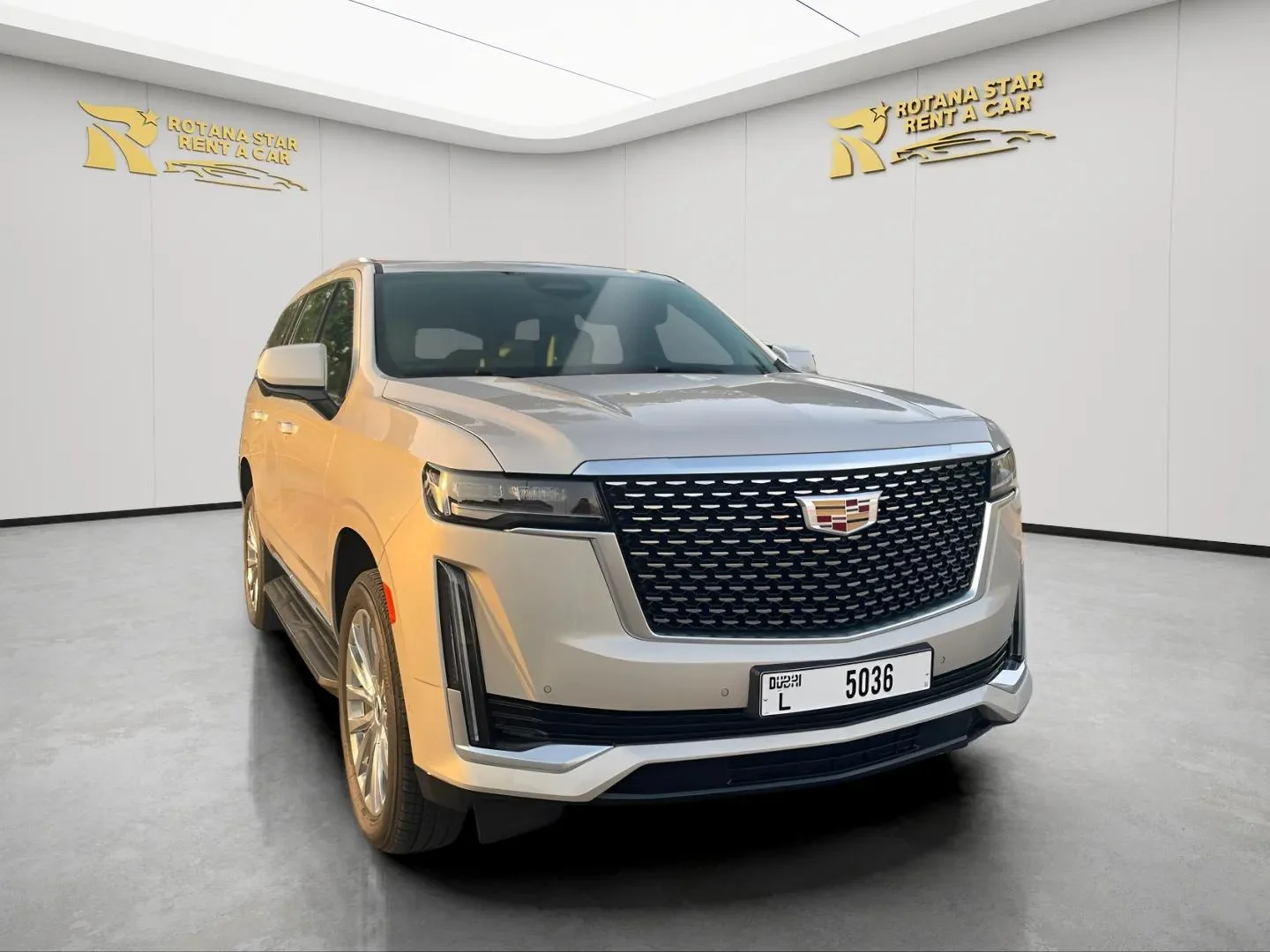 CADILLAC Escalade - Image 2