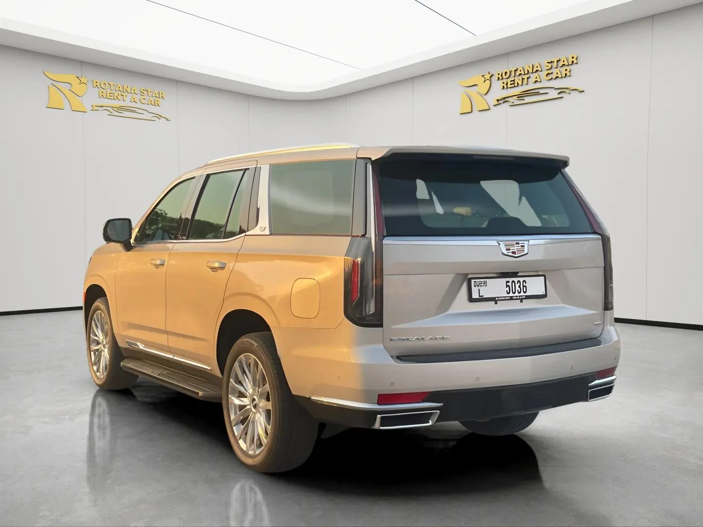 CADILLAC Escalade - Image 3