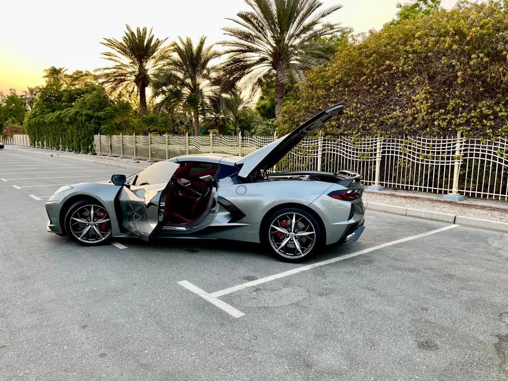 CHEVROLET Corvette Stingray - Image 4