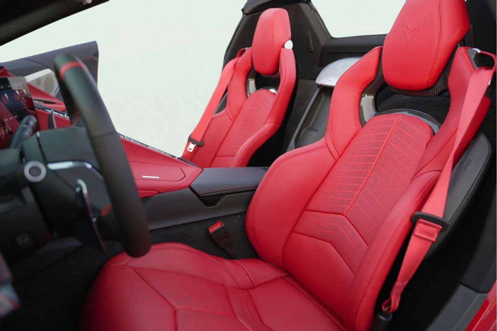 CHEVROLET Corvette Stingray - Image 4