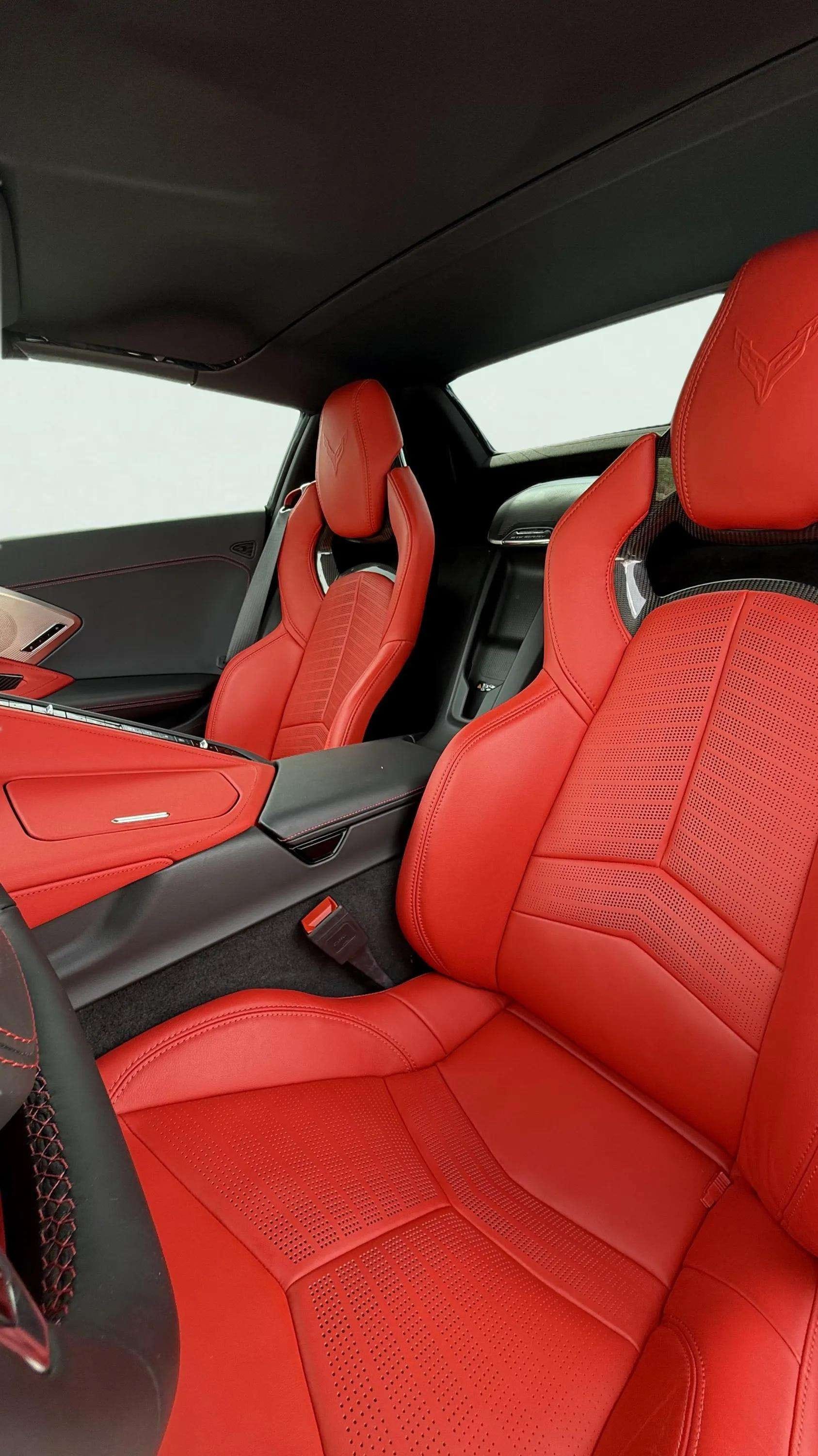 CHEVROLET Corvette Stingray - Image 6