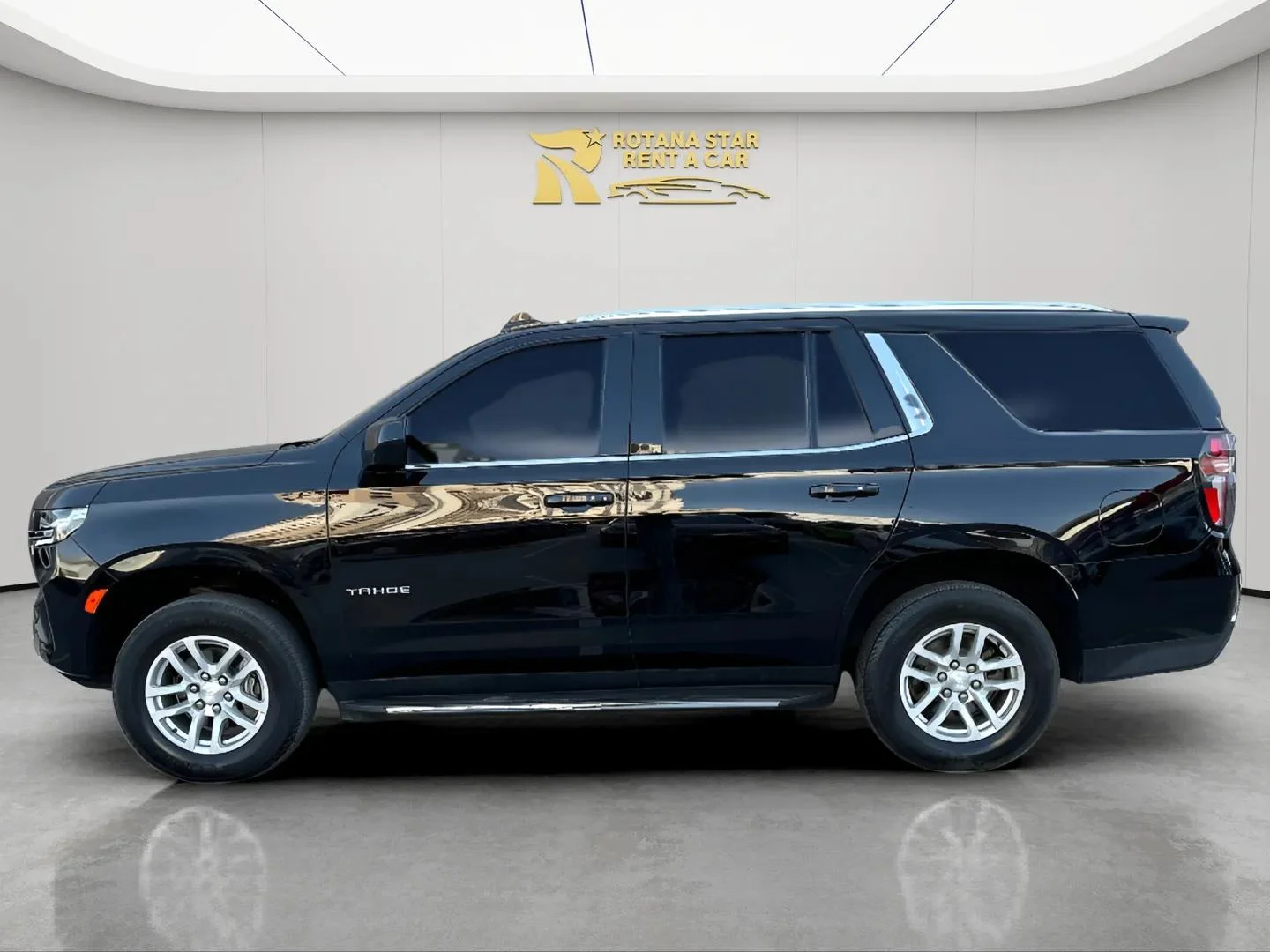 CHEVROLET Tahoe - Image 2