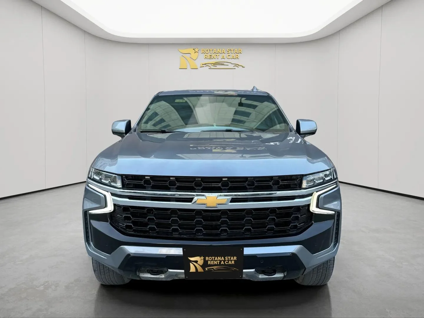CHEVROLET Tahoe - Image 1