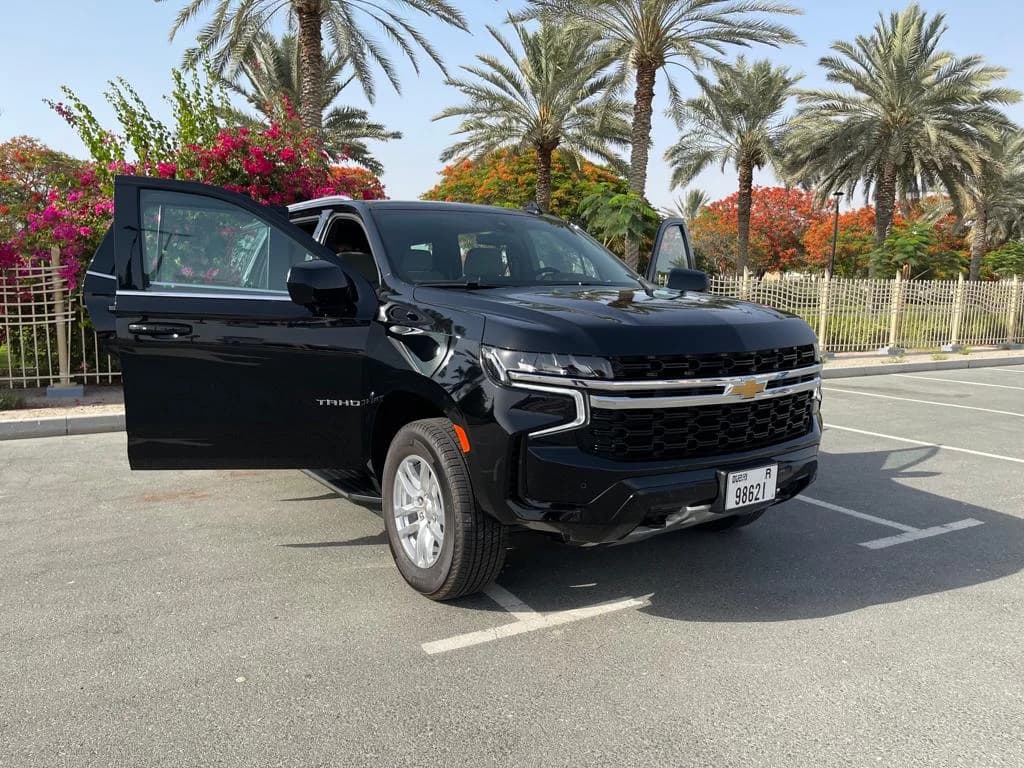 CHEVROLET Tahoe - Image 3