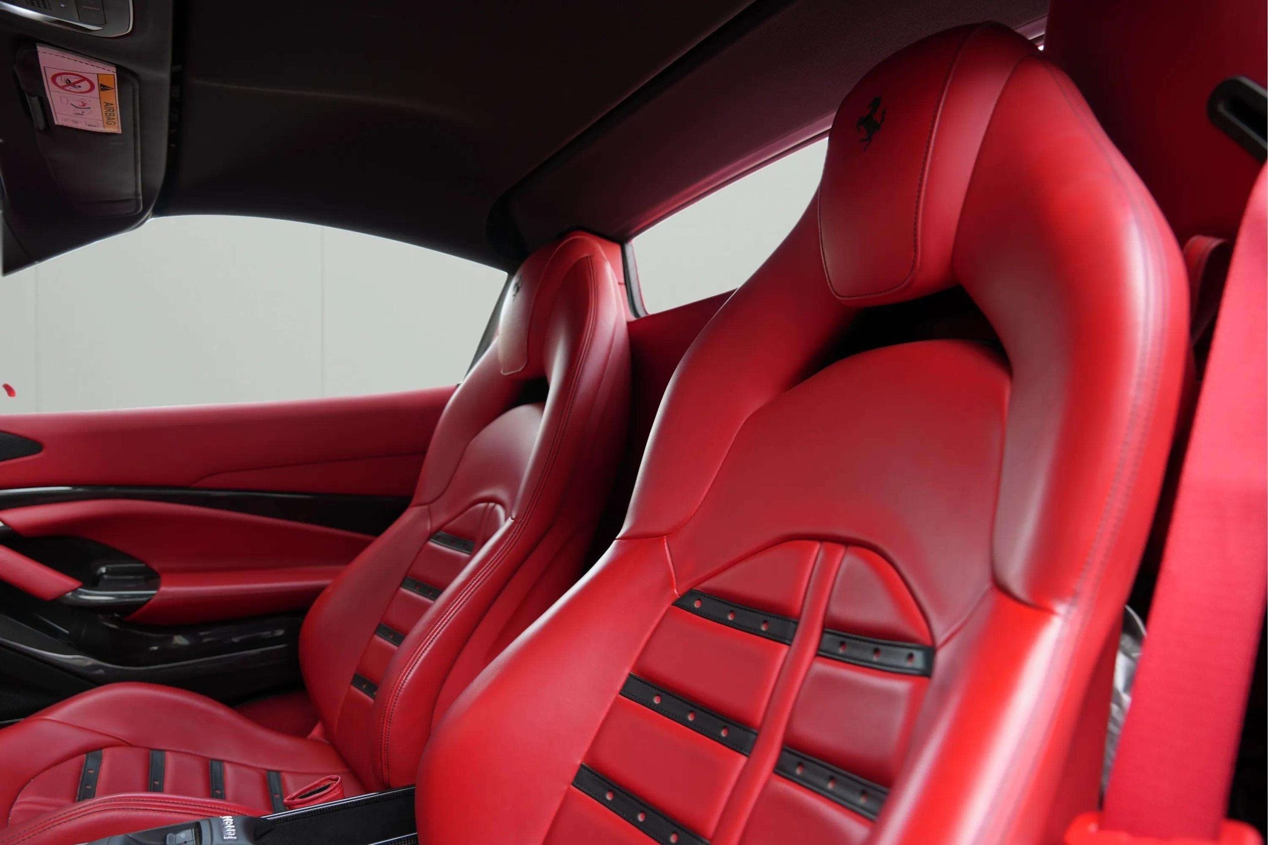 FERRARI F8 Spider - Image 5