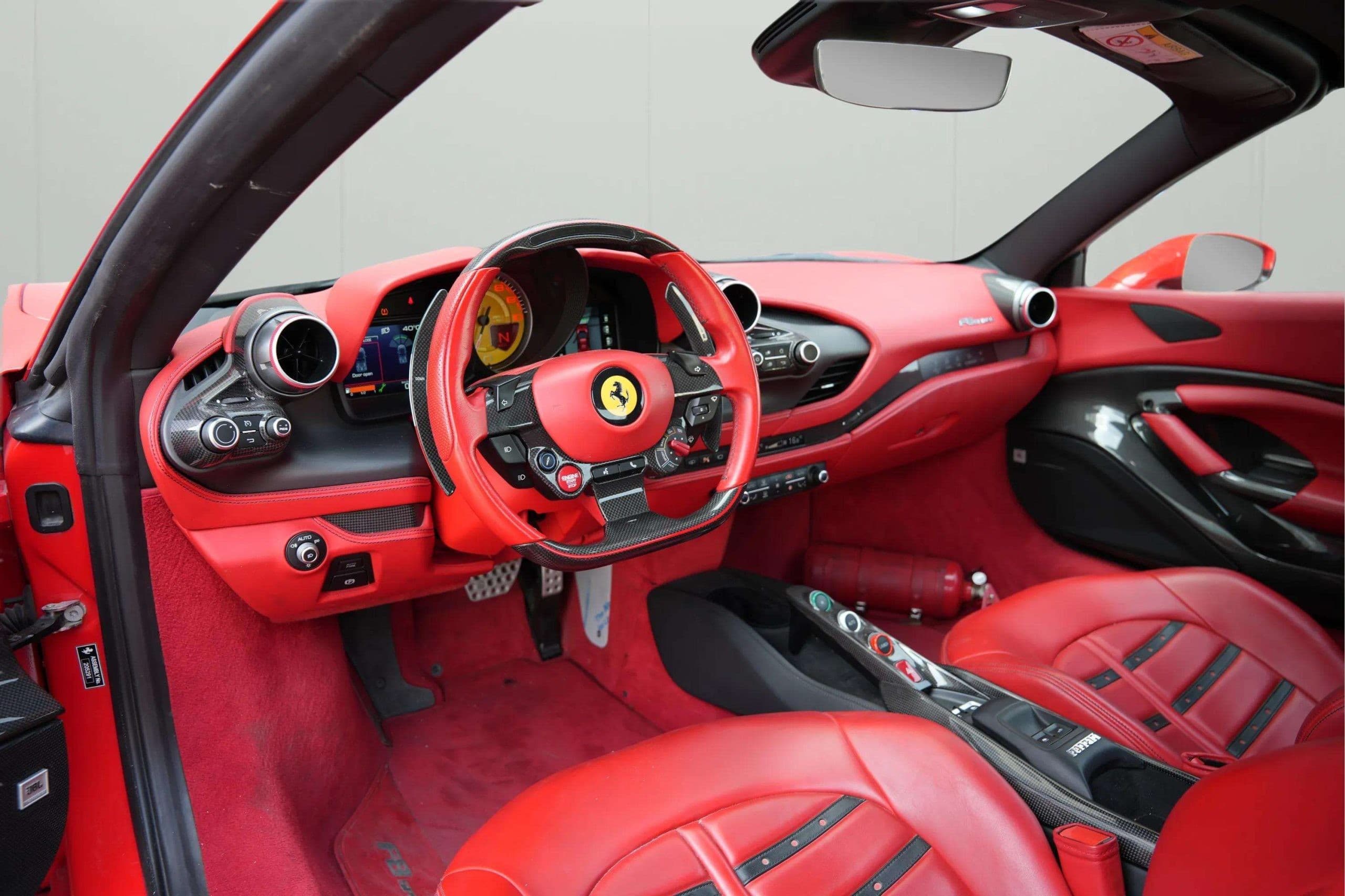 FERRARI F8 Spider - Image 4