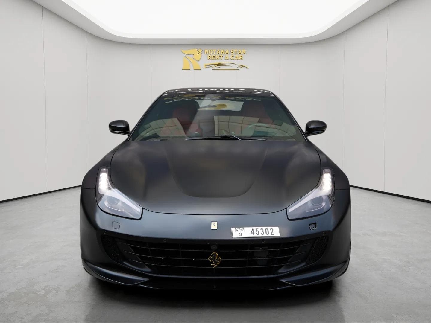 FERRARI GTC4 Lusso - Image 2