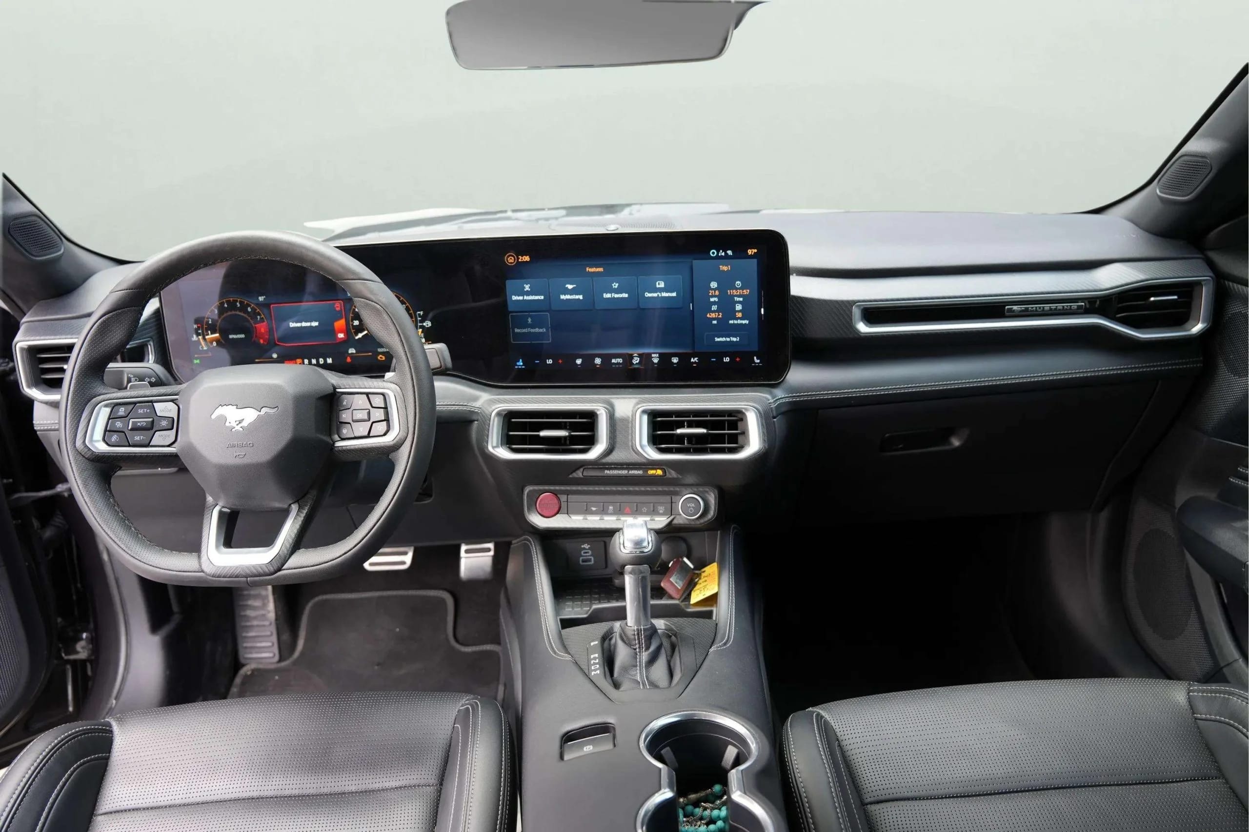 FORD Mustang - Image 5