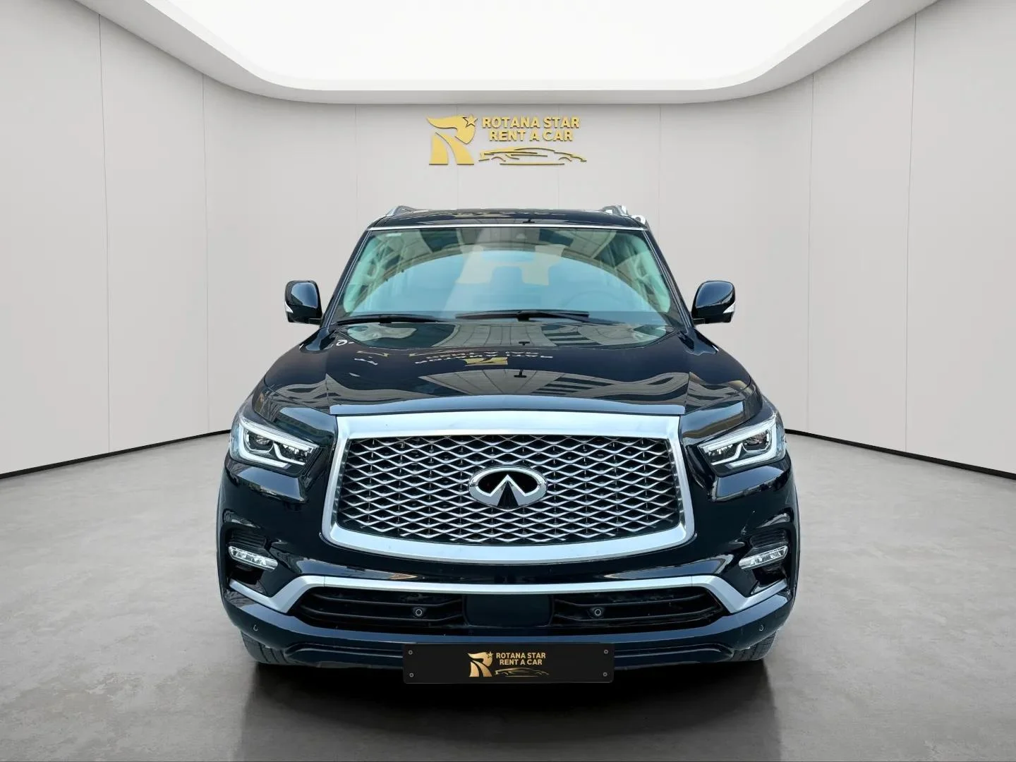 INFINITI QX80 - Image 1