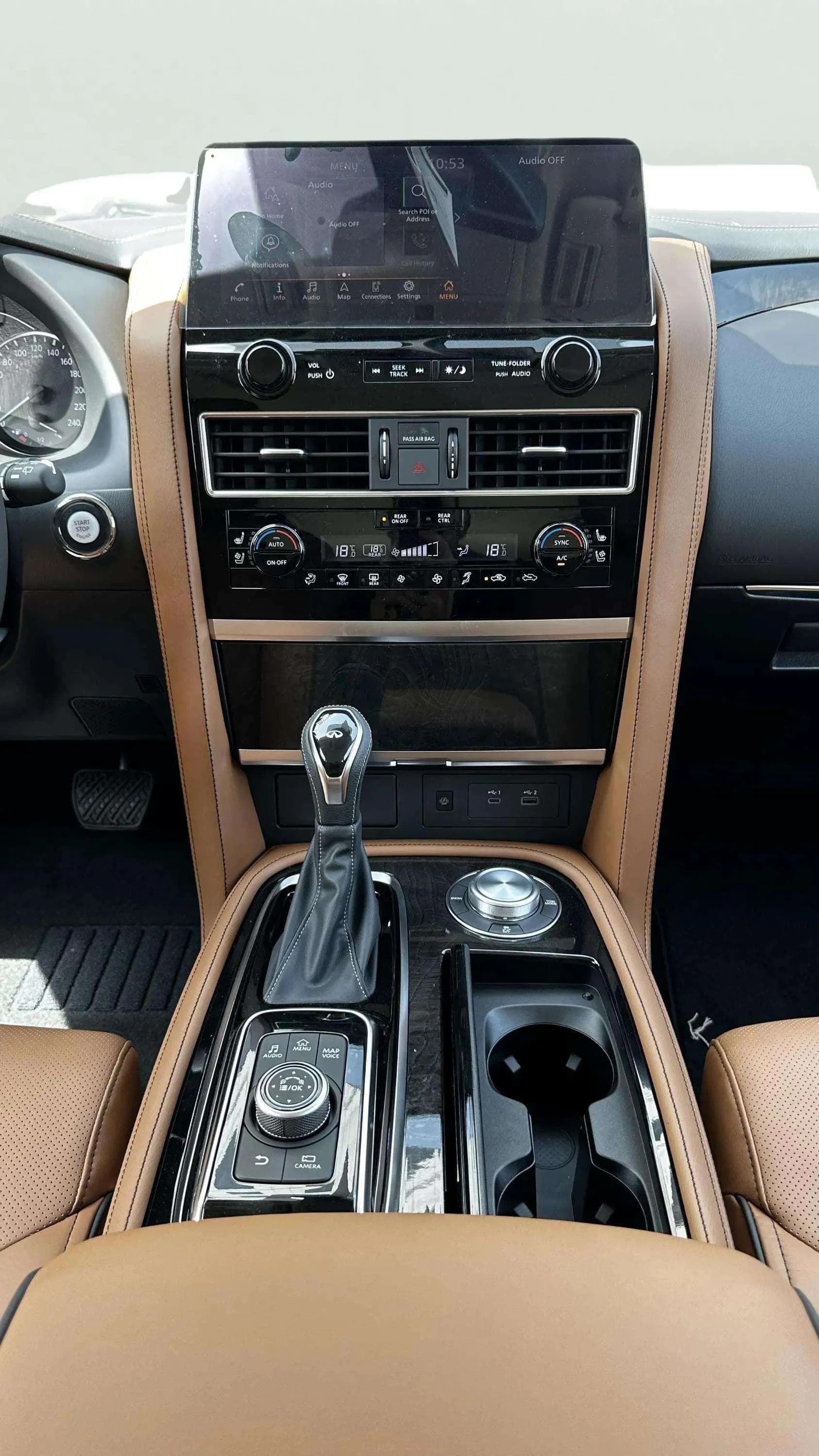 INFINITI QX80 - Image 5