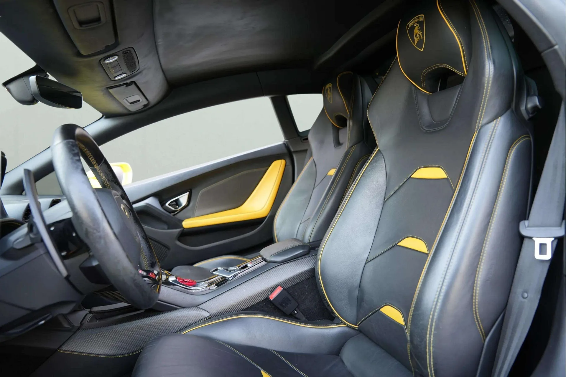 LAMBORGHINI Huracan EVO Coupe - Image 5