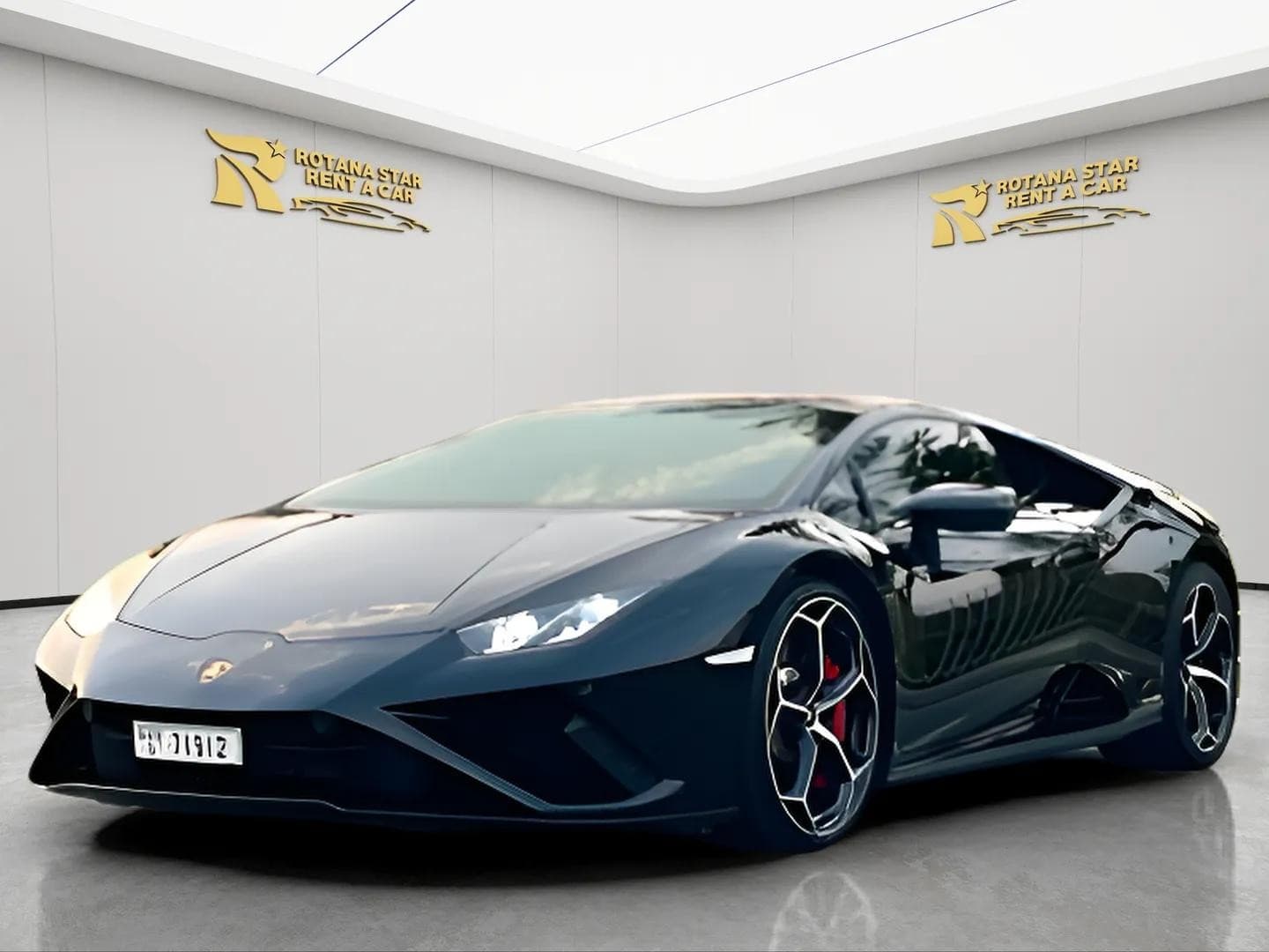 LAMBORGHINI Huracan EVO Spyder - Image 2