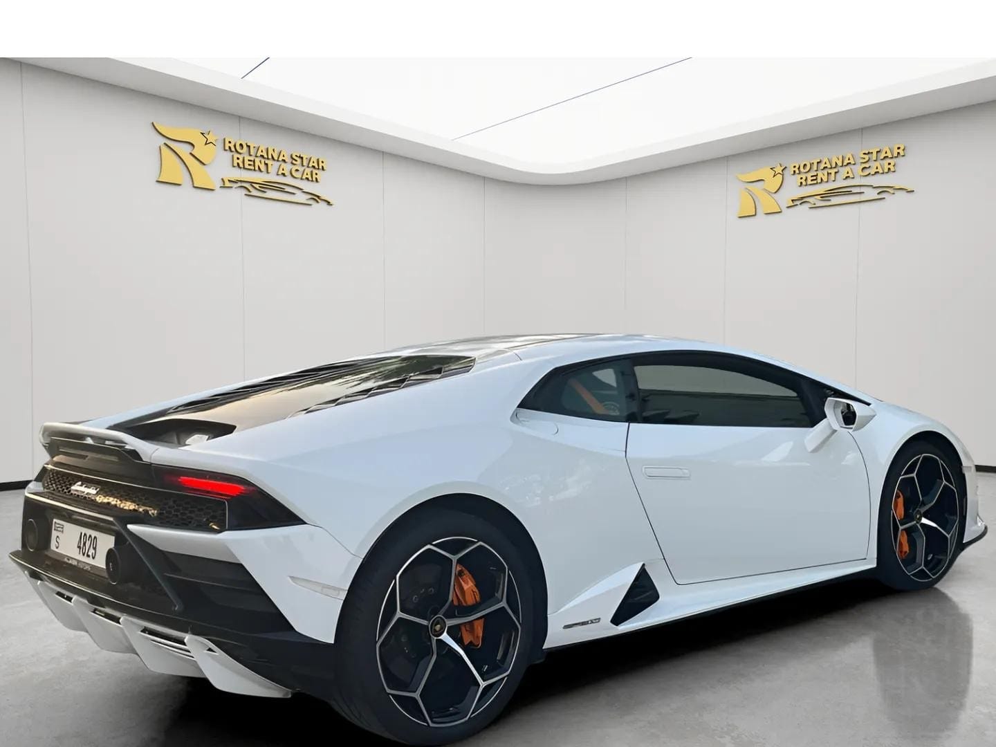 LAMBORGHINI Huracan EVO Coupe - Image 5