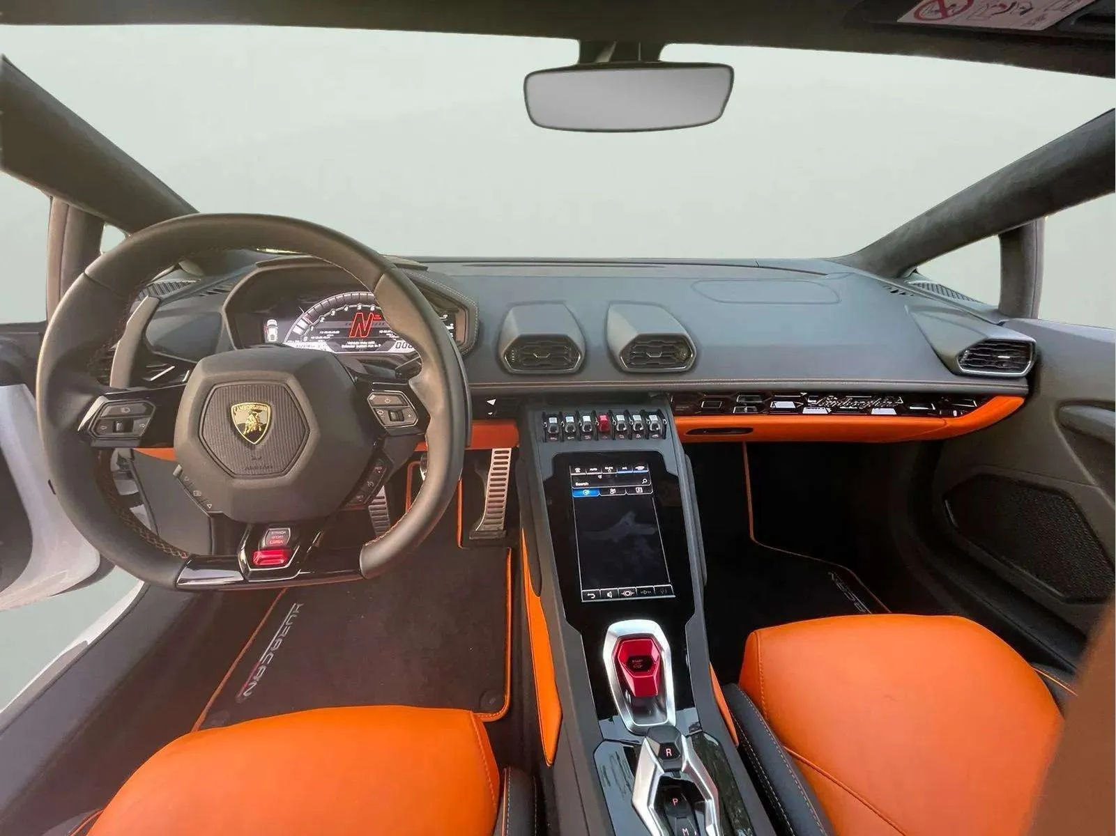 LAMBORGHINI Huracan EVO Coupe - Image 4