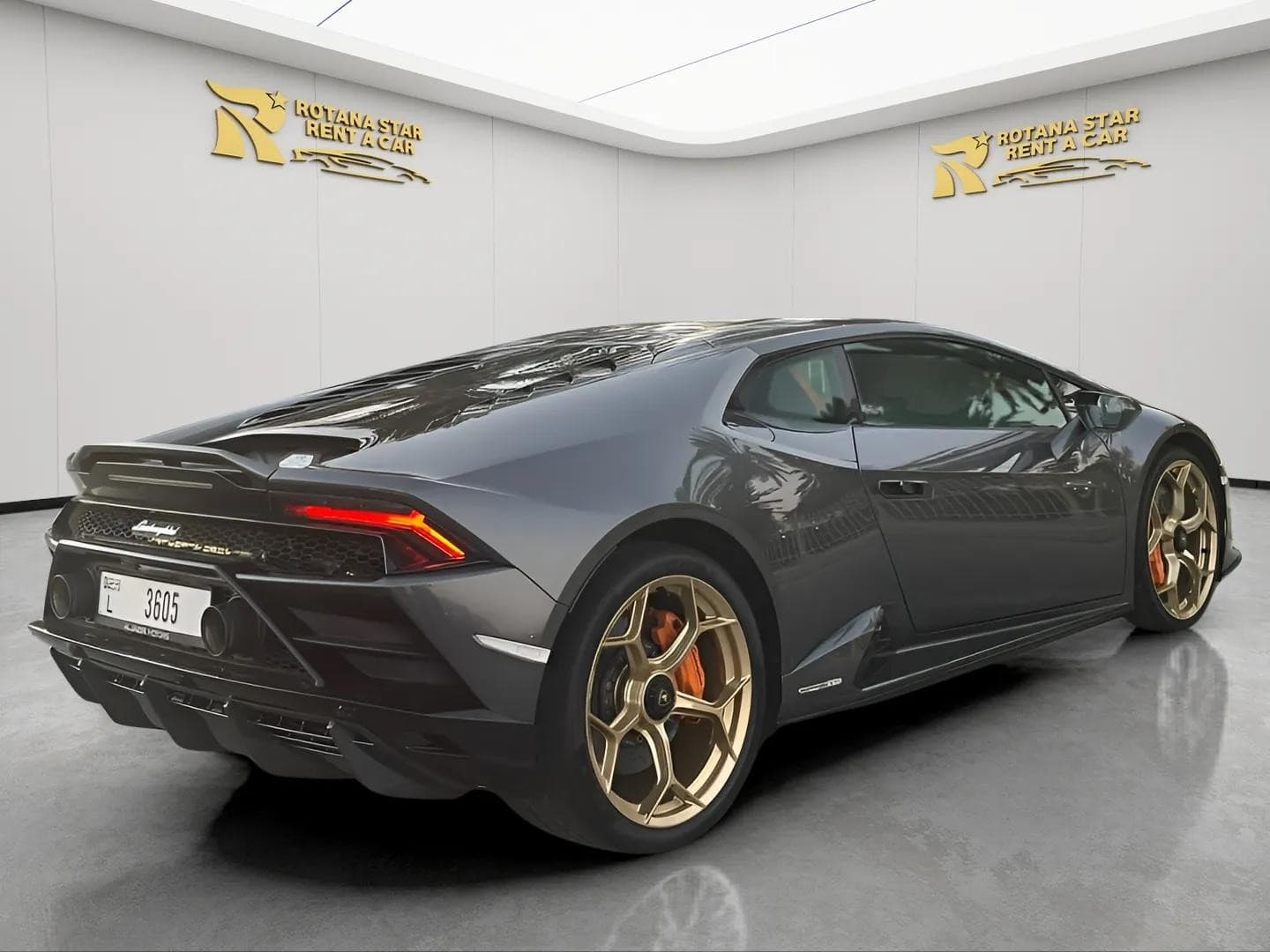LAMBORGHINI Huracan EVO Coupe - Image 2