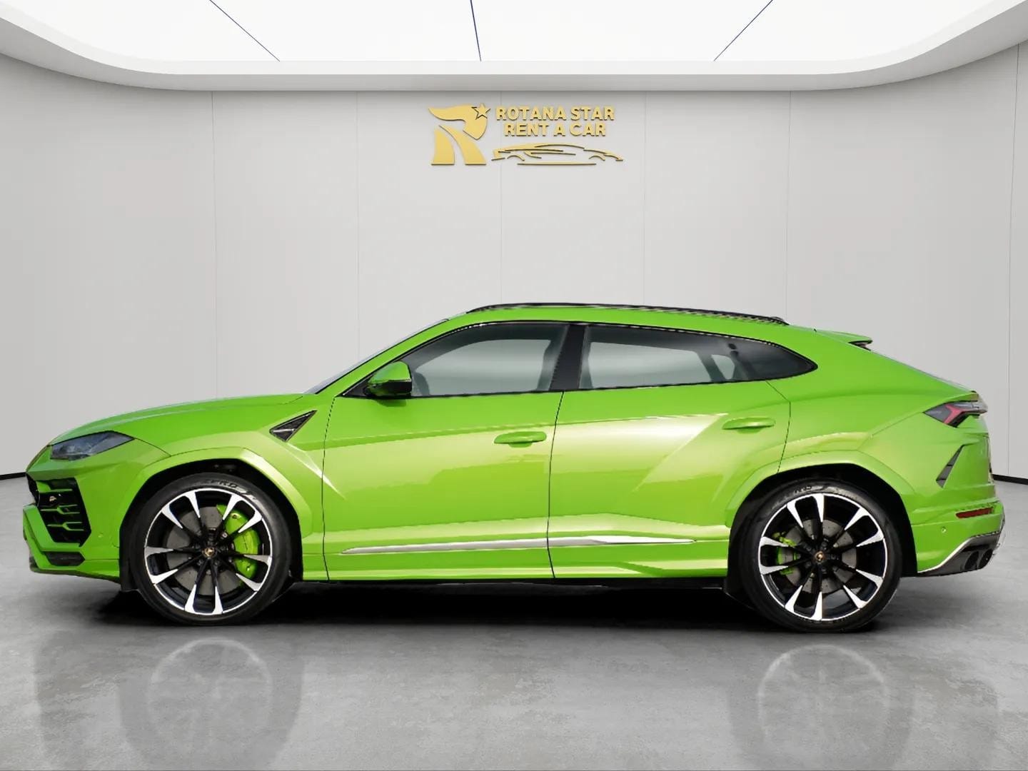 LAMBORGHINI Urus - Image 3