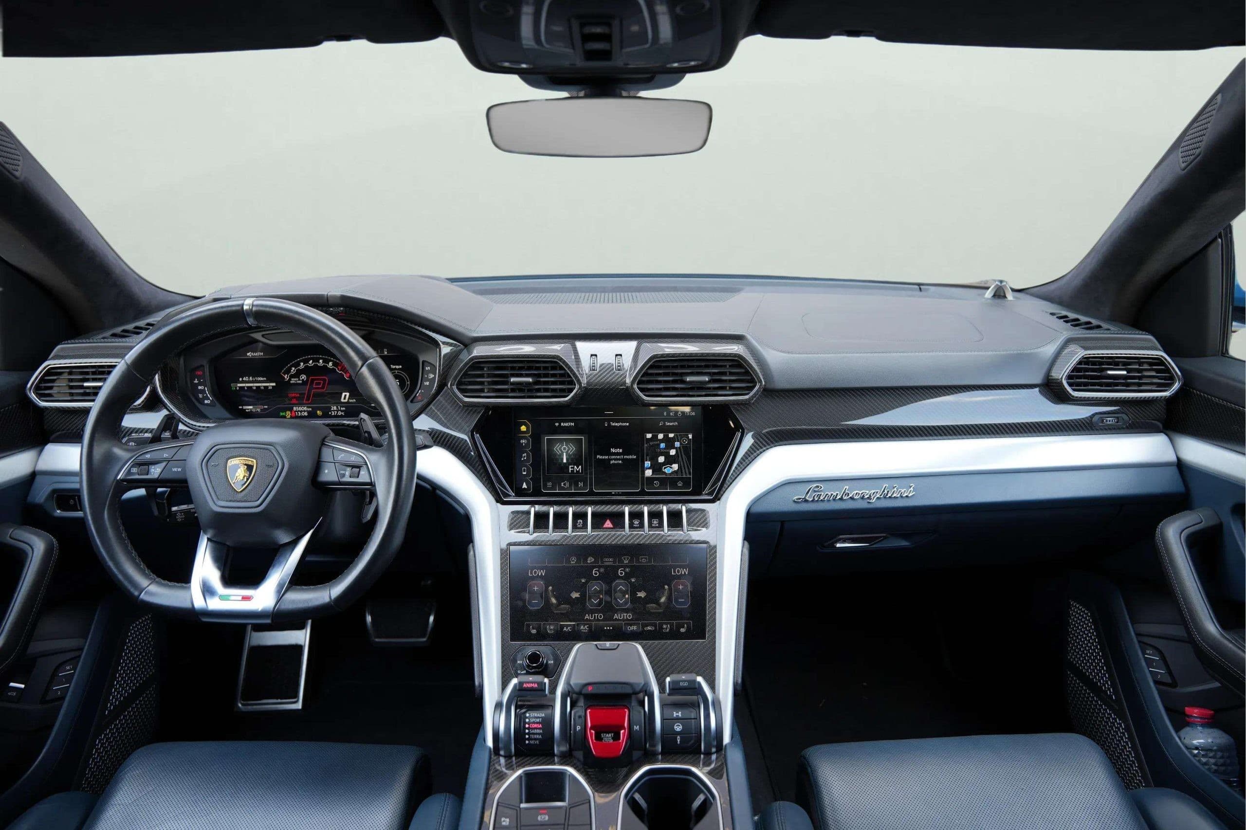 LAMBORGHINI Urus MY2 - Image 4