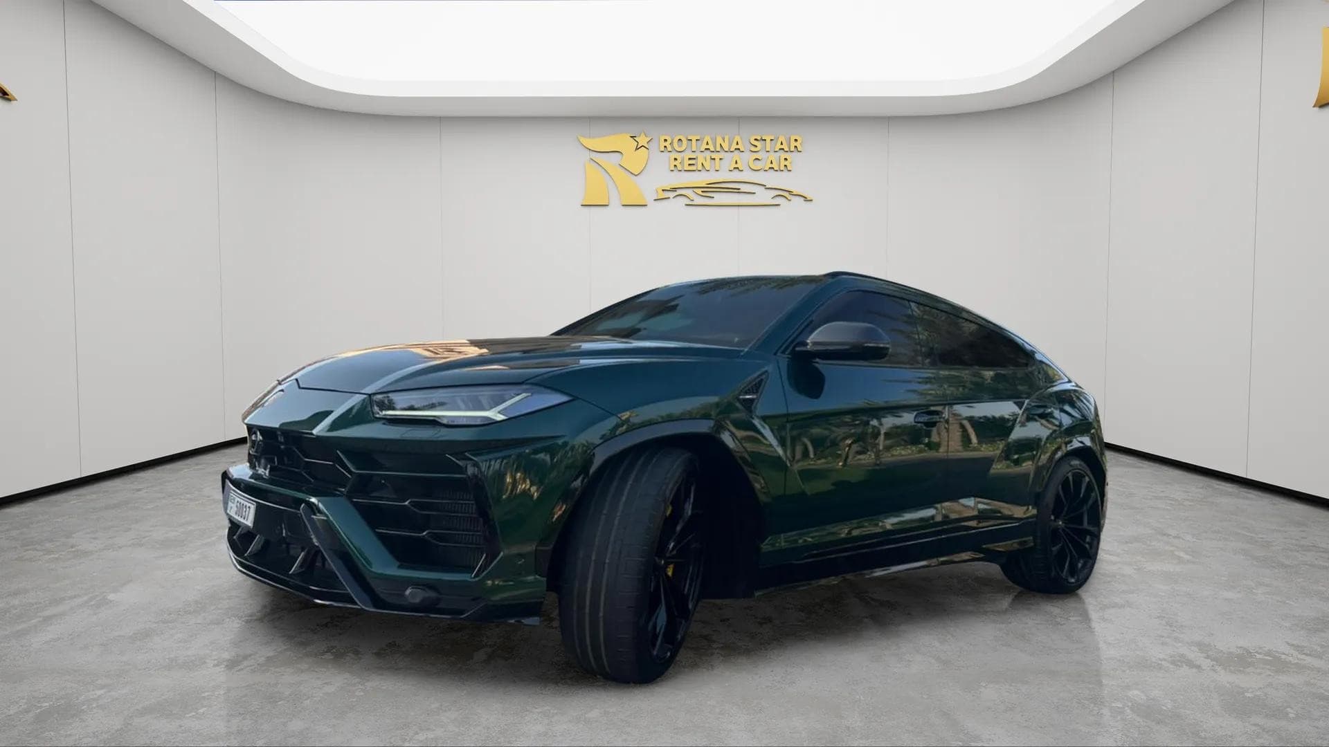 LAMBORGHINI Urus MY2