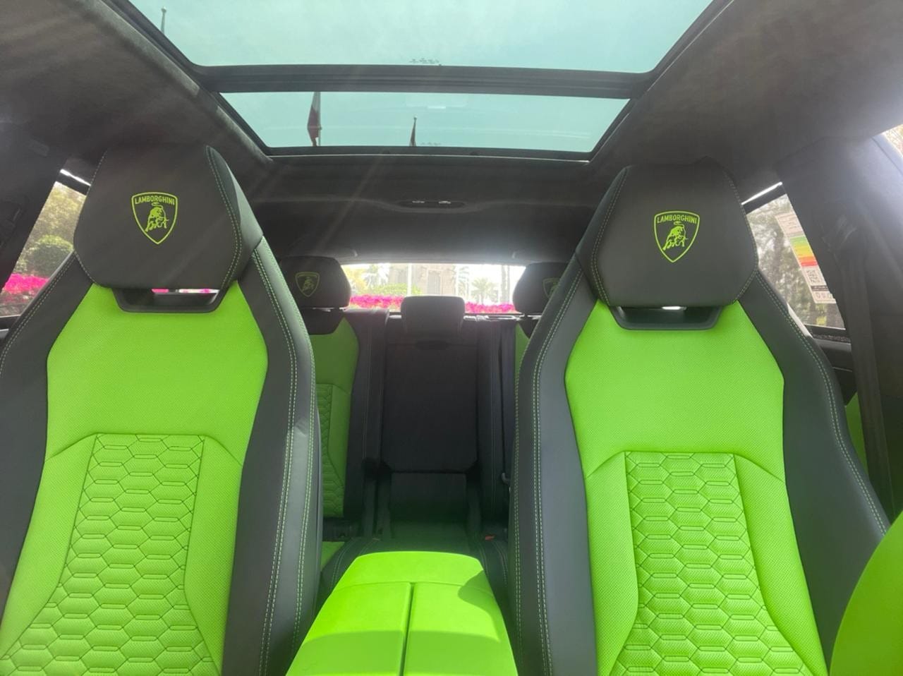 LAMBORGHINI Urus MY2 - Image 6