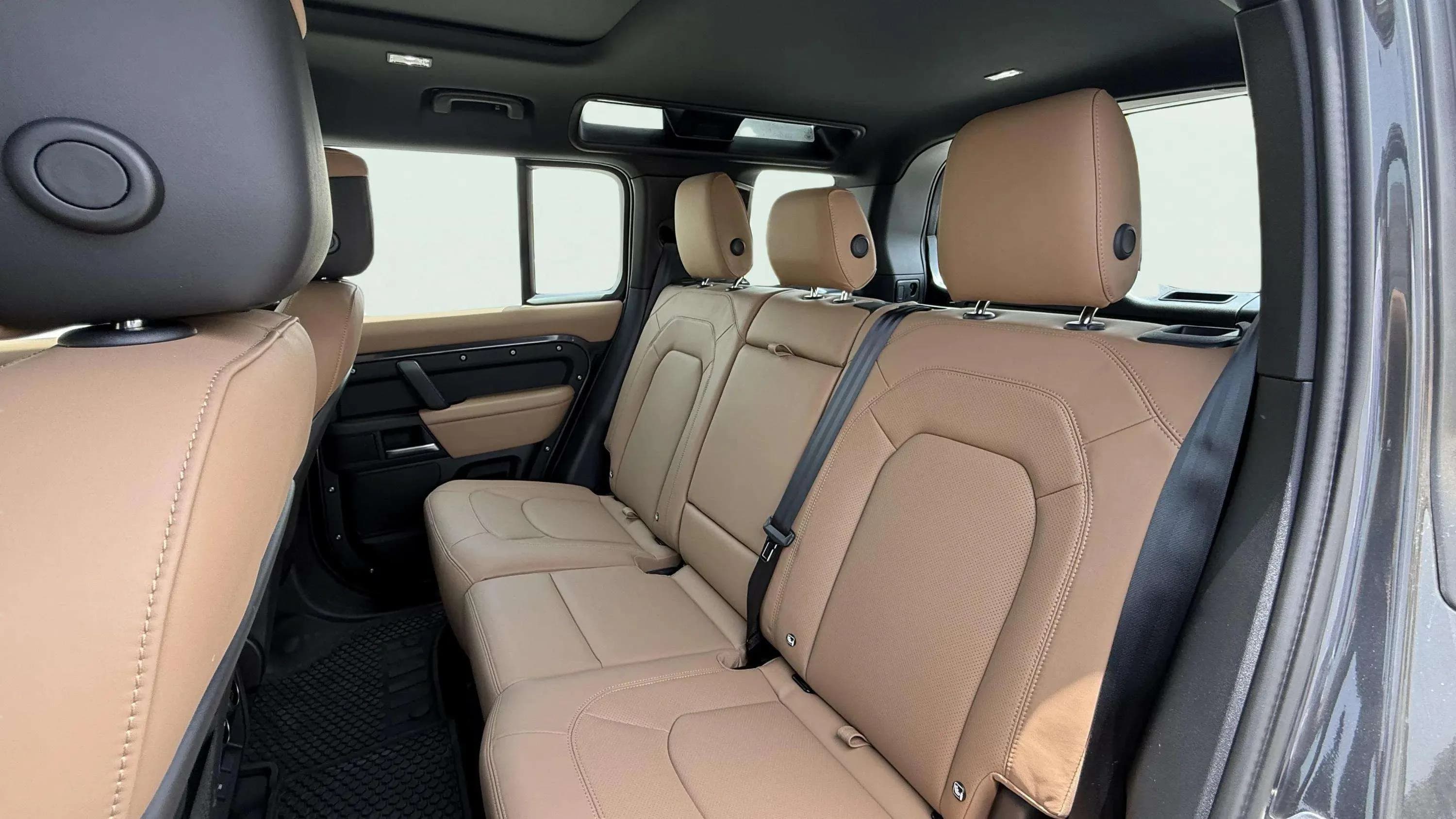 陆虎 Defender - Image 5