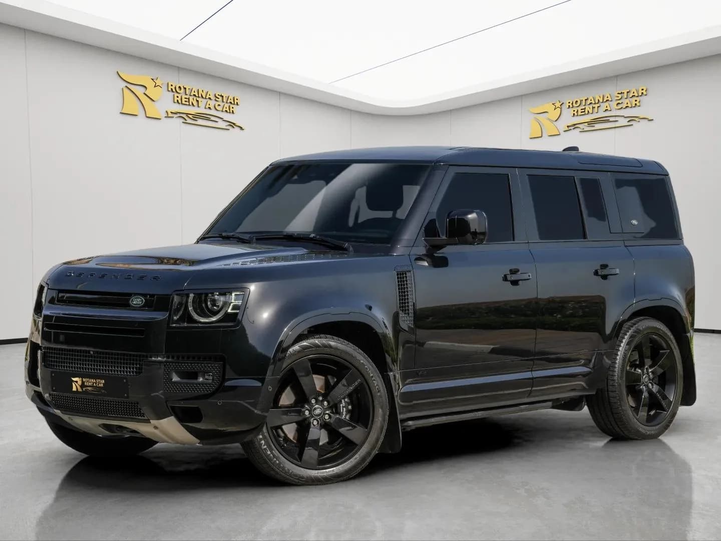 Land Rover Defender V8 - Image 2