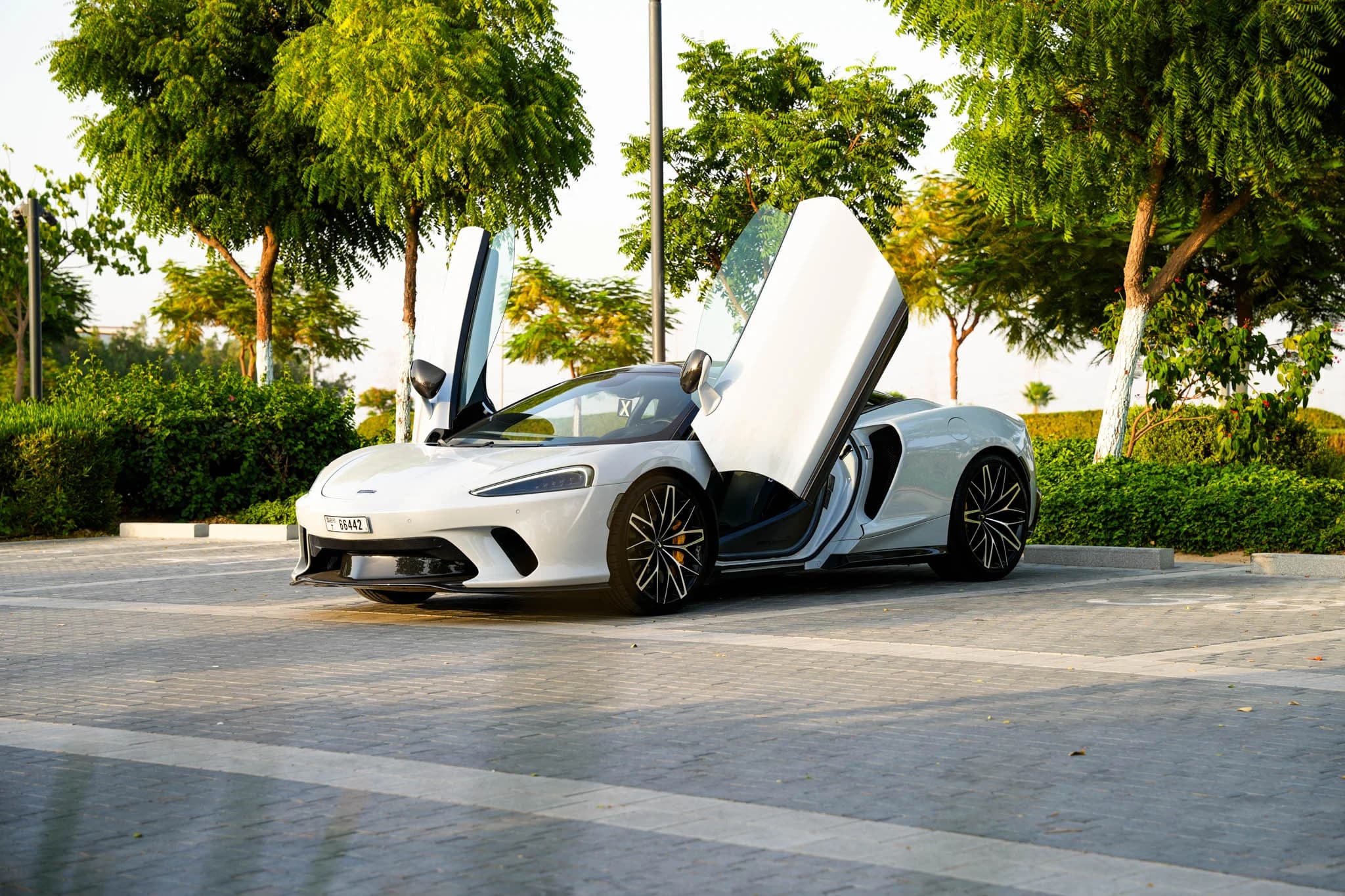 Rent McLaren in Dubai – Exotic Supercars, Extreme Performance & Luxury | Rotana Star