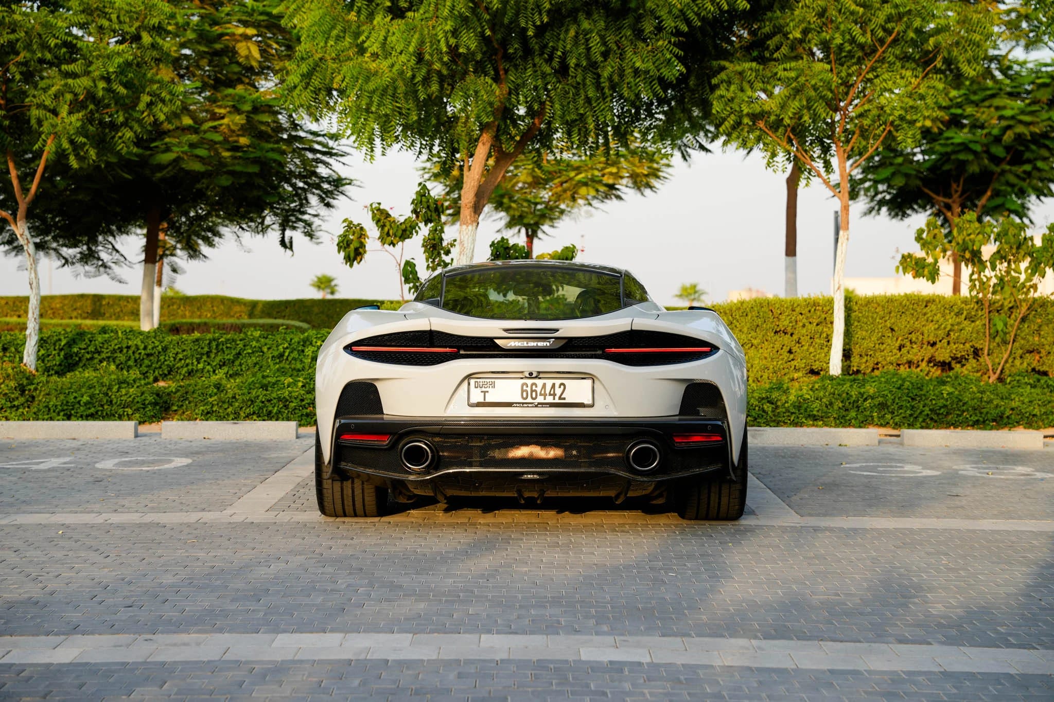 MCLAREN Artura - Image 3