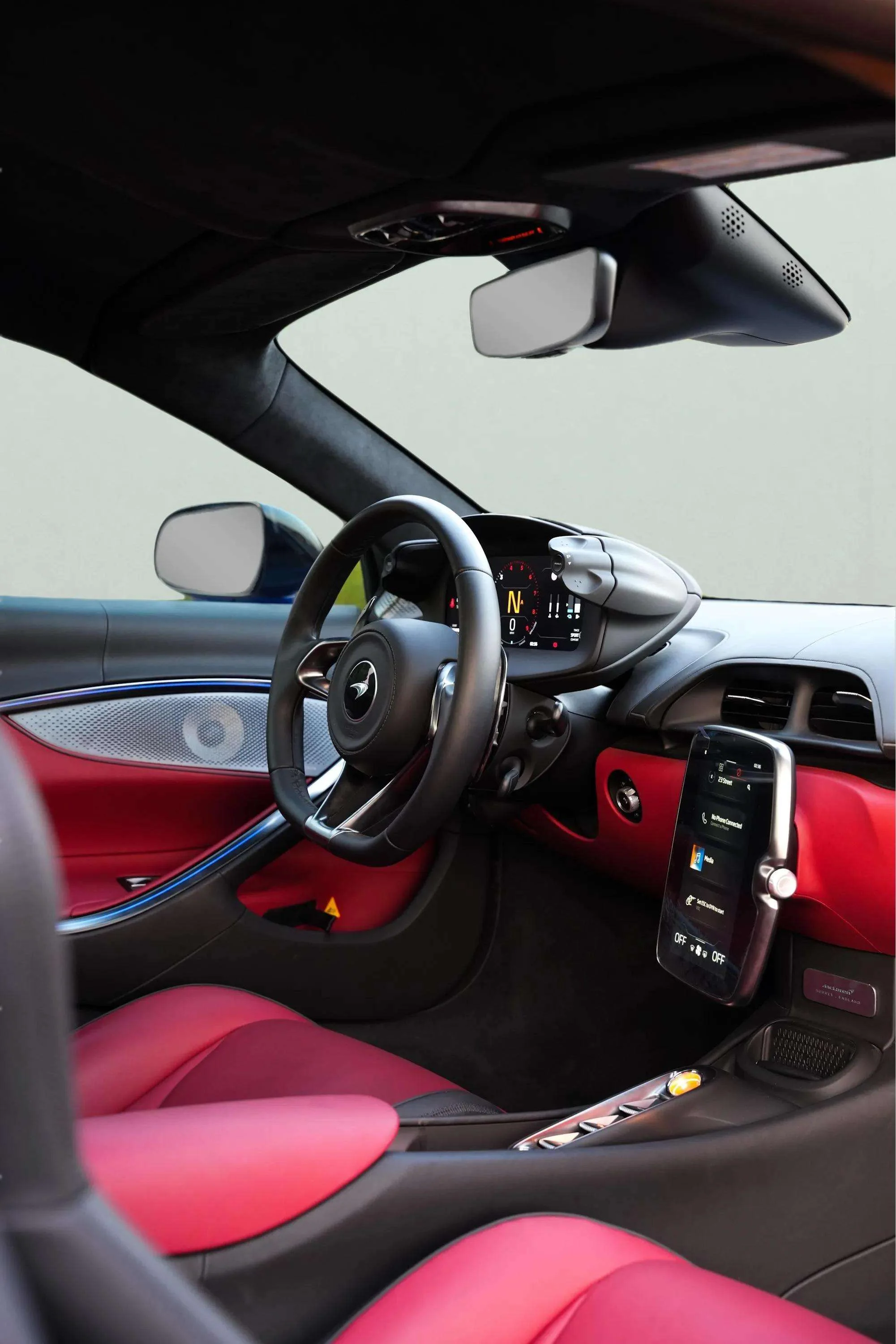 MCLAREN Artura Spider - Image 7