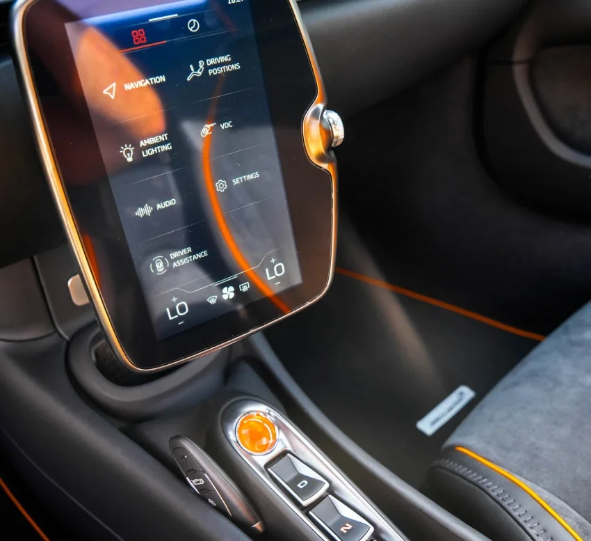 MCLAREN Artura Spider - Image 6