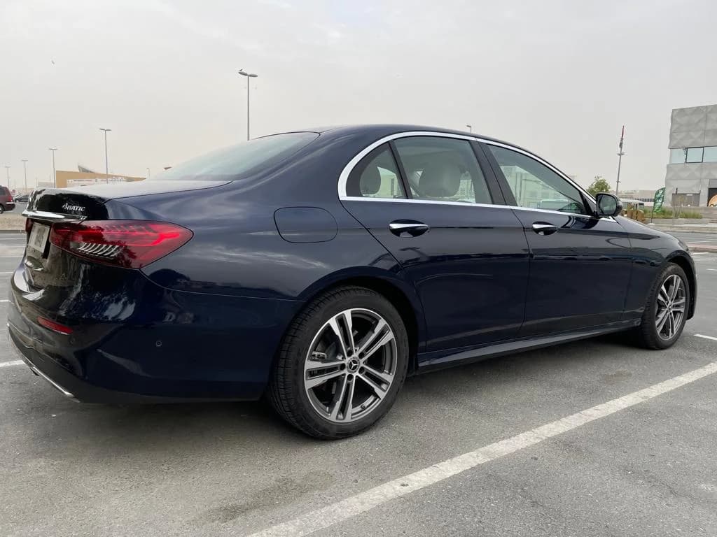 MERCEDES E350 - Image 2