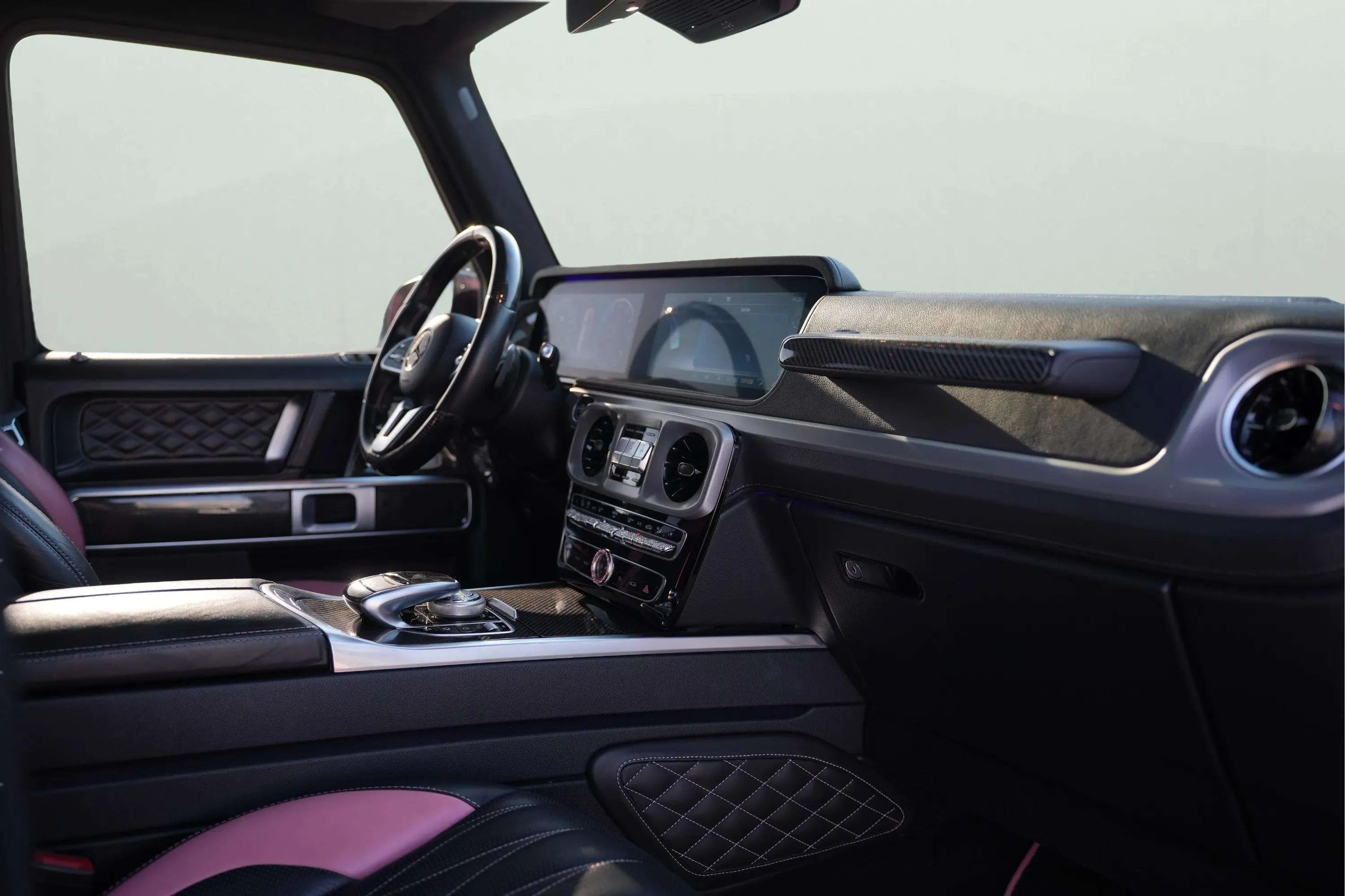 MERCEDES G500 - Image 7