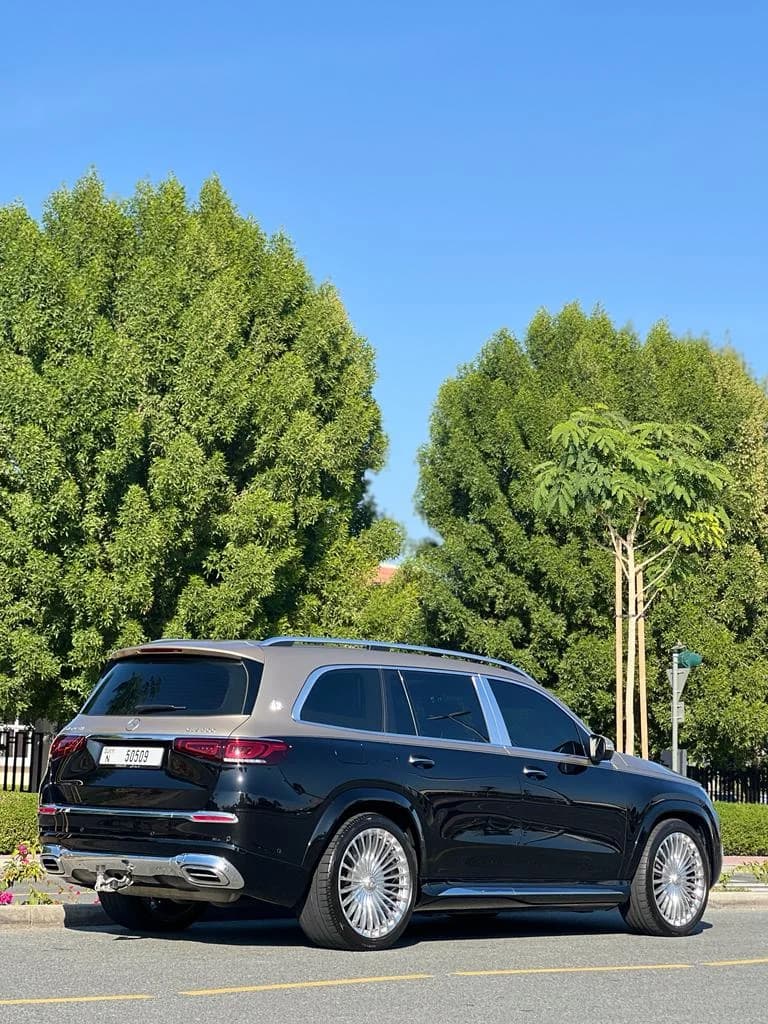 MERCEDES GLS 600 Maybach - Image 3