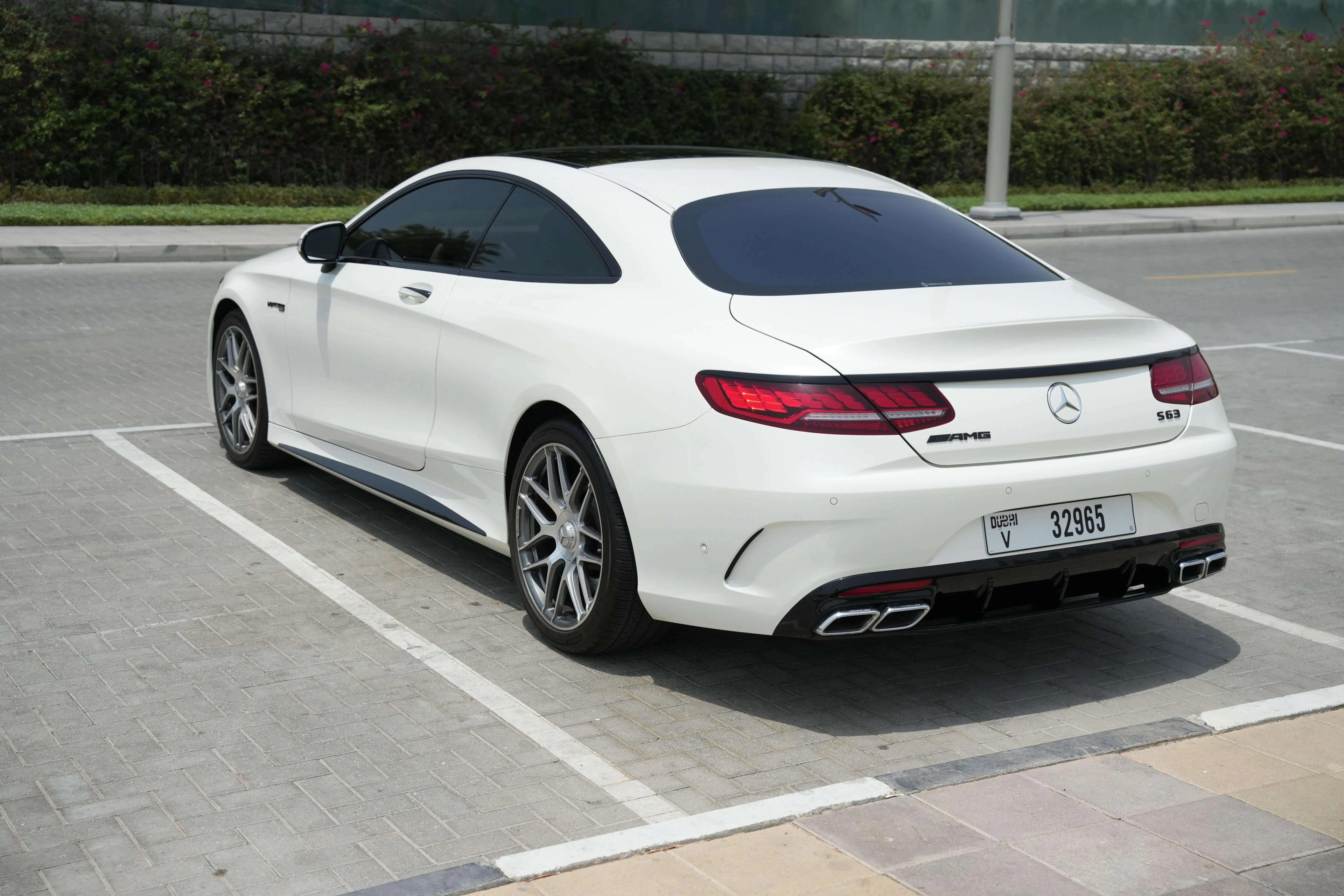MERCEDES AMG S63 - Image 5