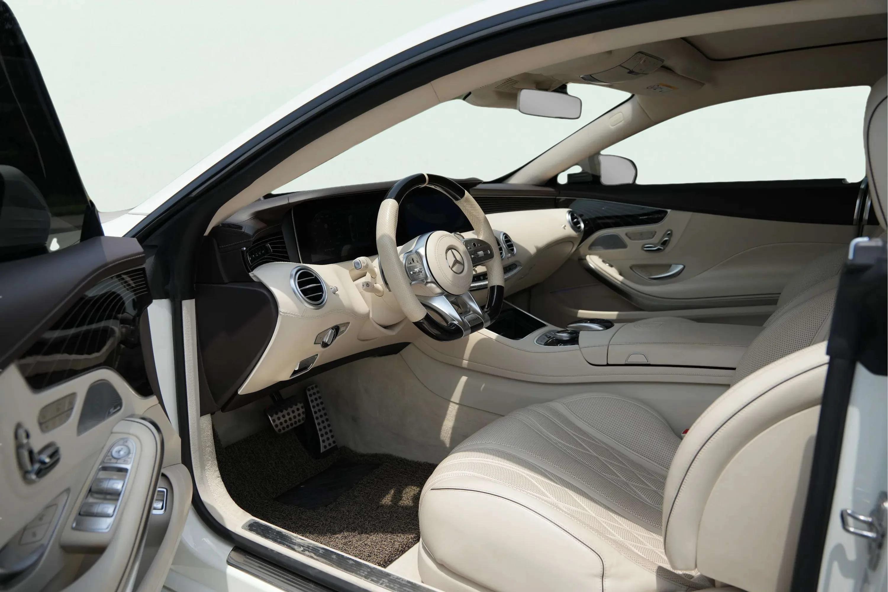 MERCEDES AMG S63 - Image 9