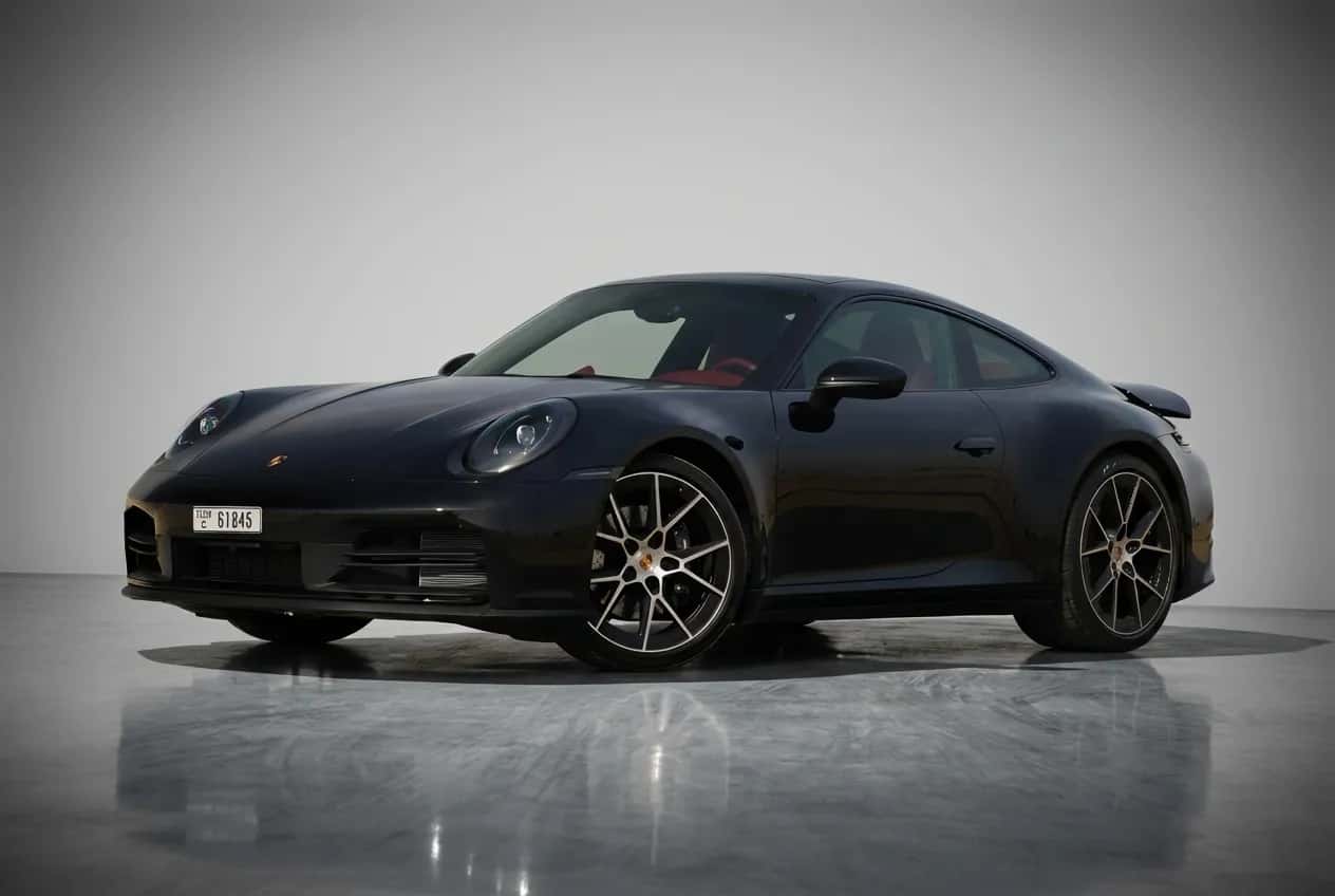 PORSCHE 911 Carrera - Image 1
