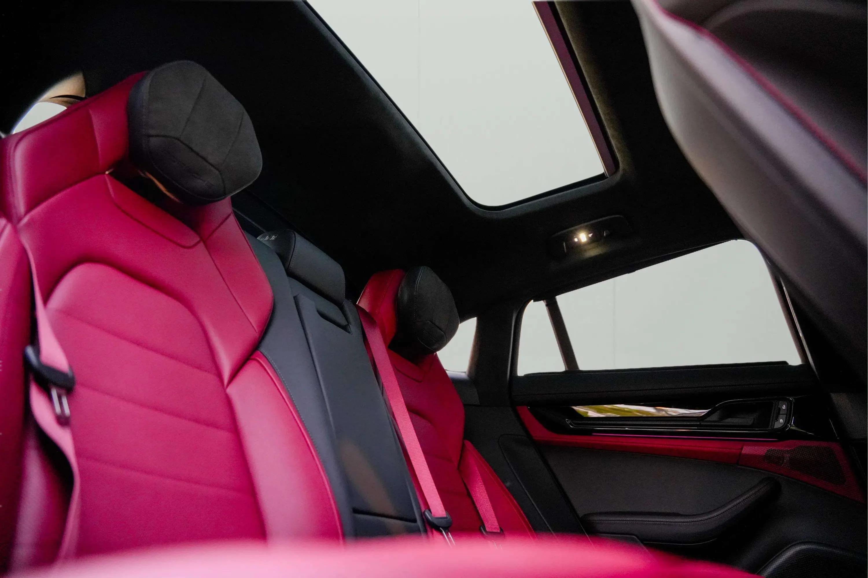 PORSCHE Panamera Turbo S E-Hybrid - Image 14