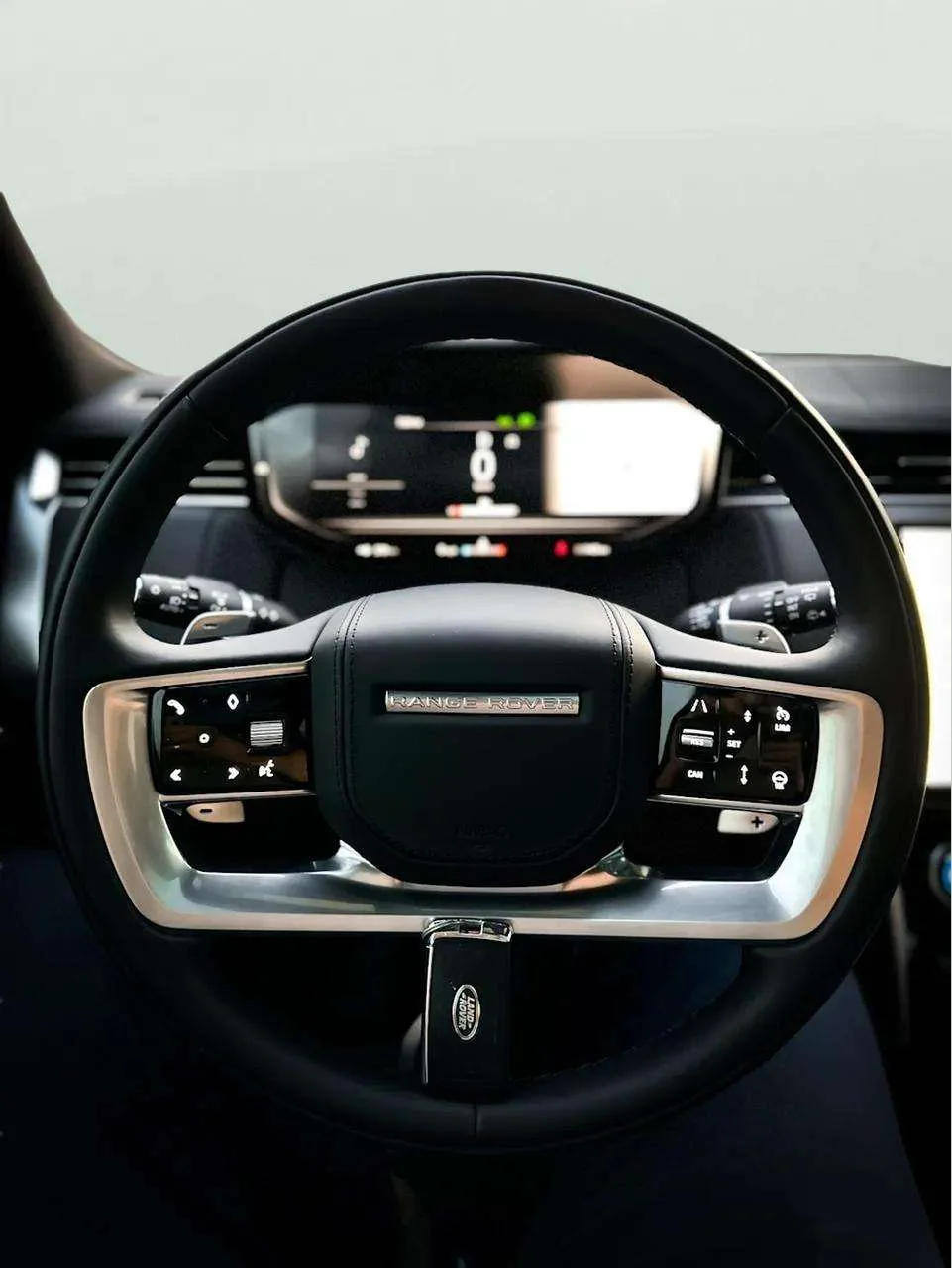 LANDROVER Range Rover Vogue - Image 5