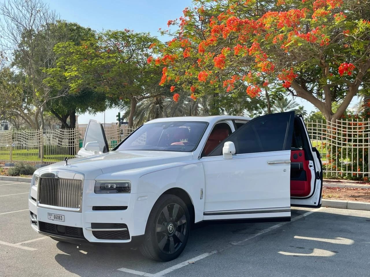 ROLLSROYCE Cullinan - Image 6