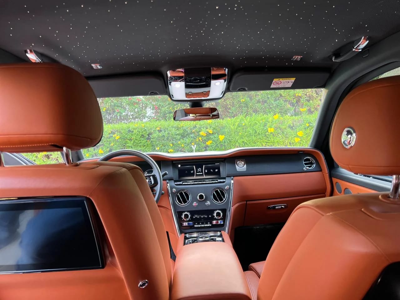 ROLLSROYCE Cullinan - Image 7