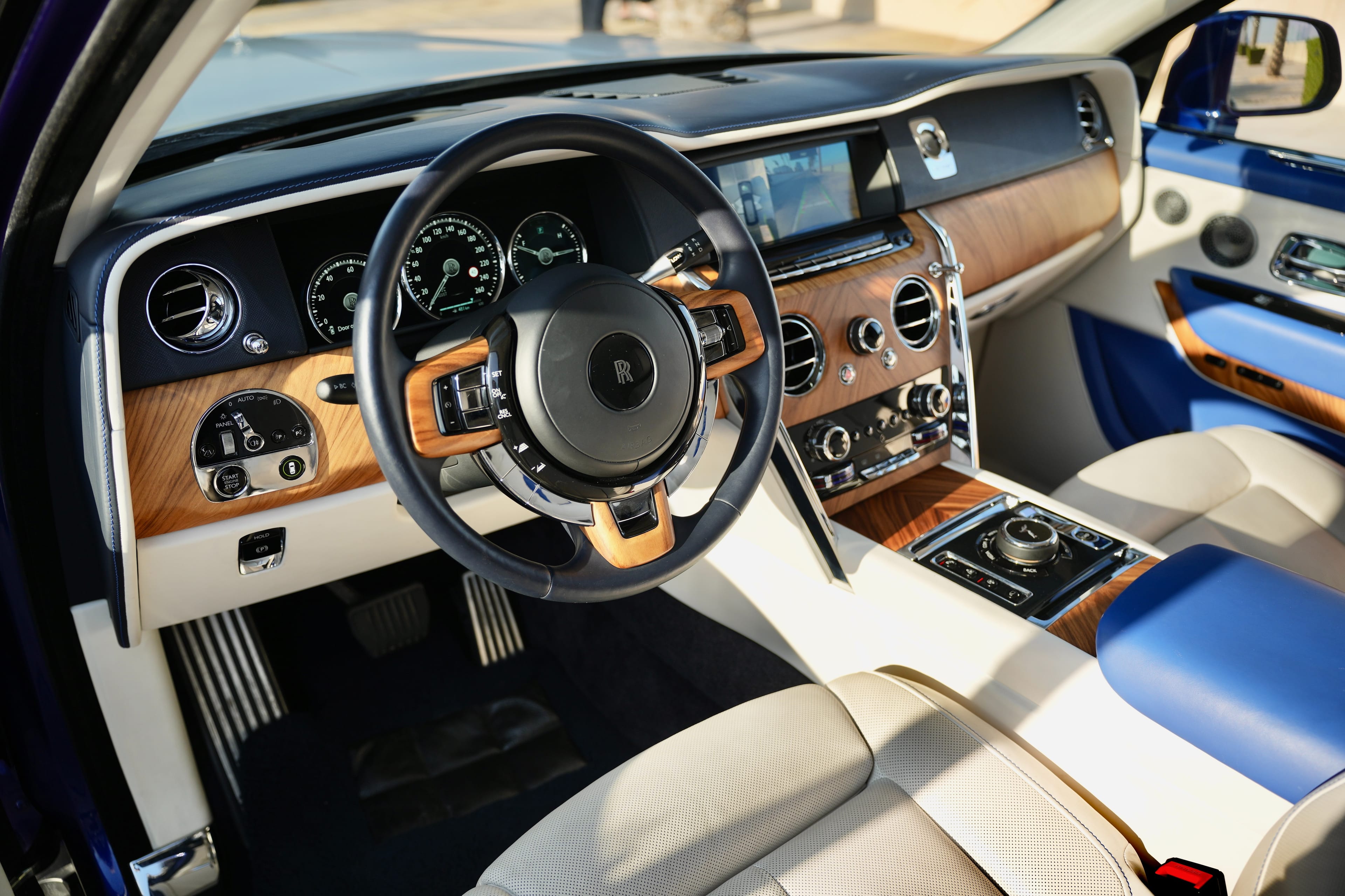 ROLLSROYCE Cullinan - Image 7
