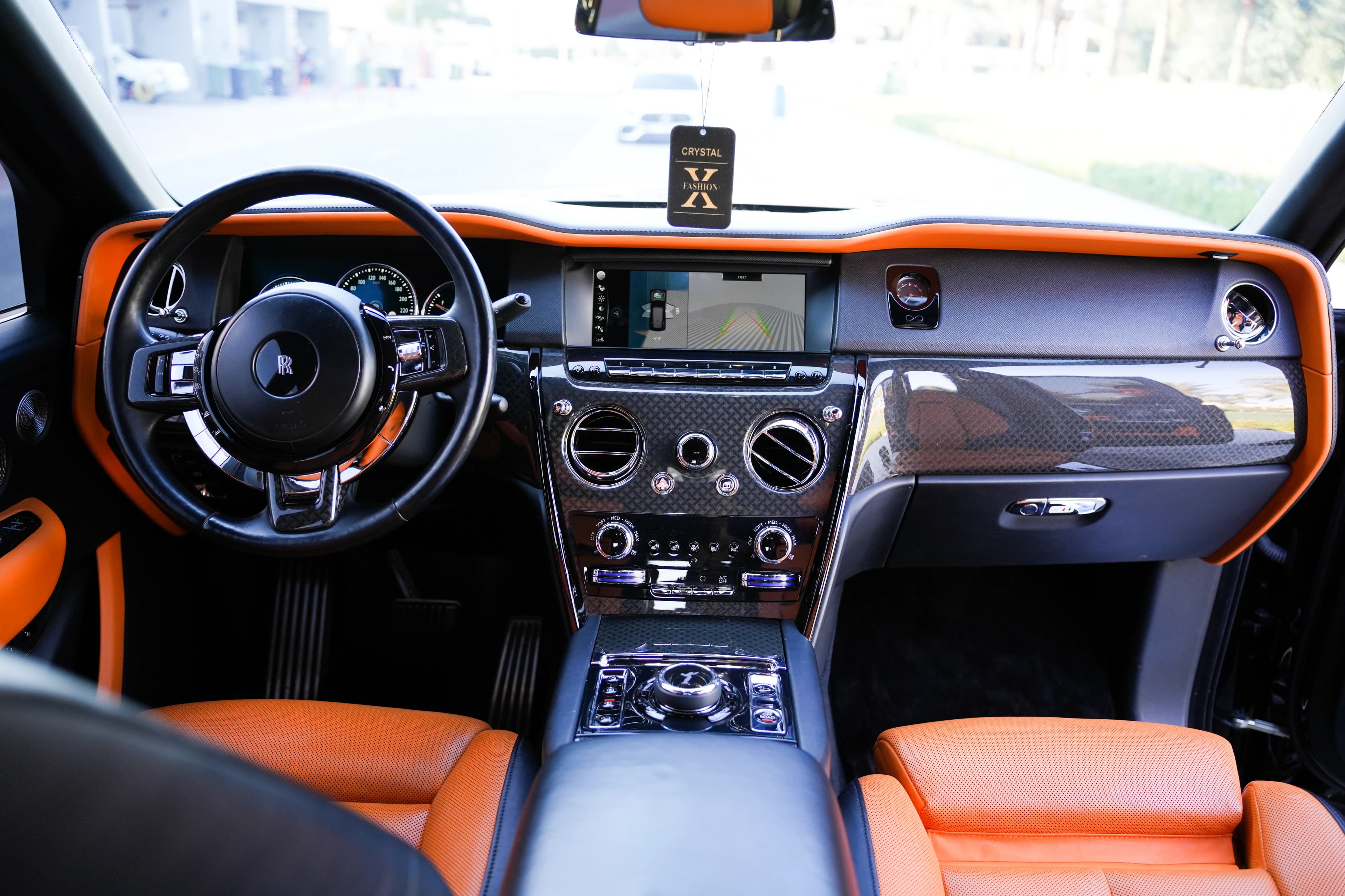 ROLLSROYCE Cullinan Black Badge - Image 5